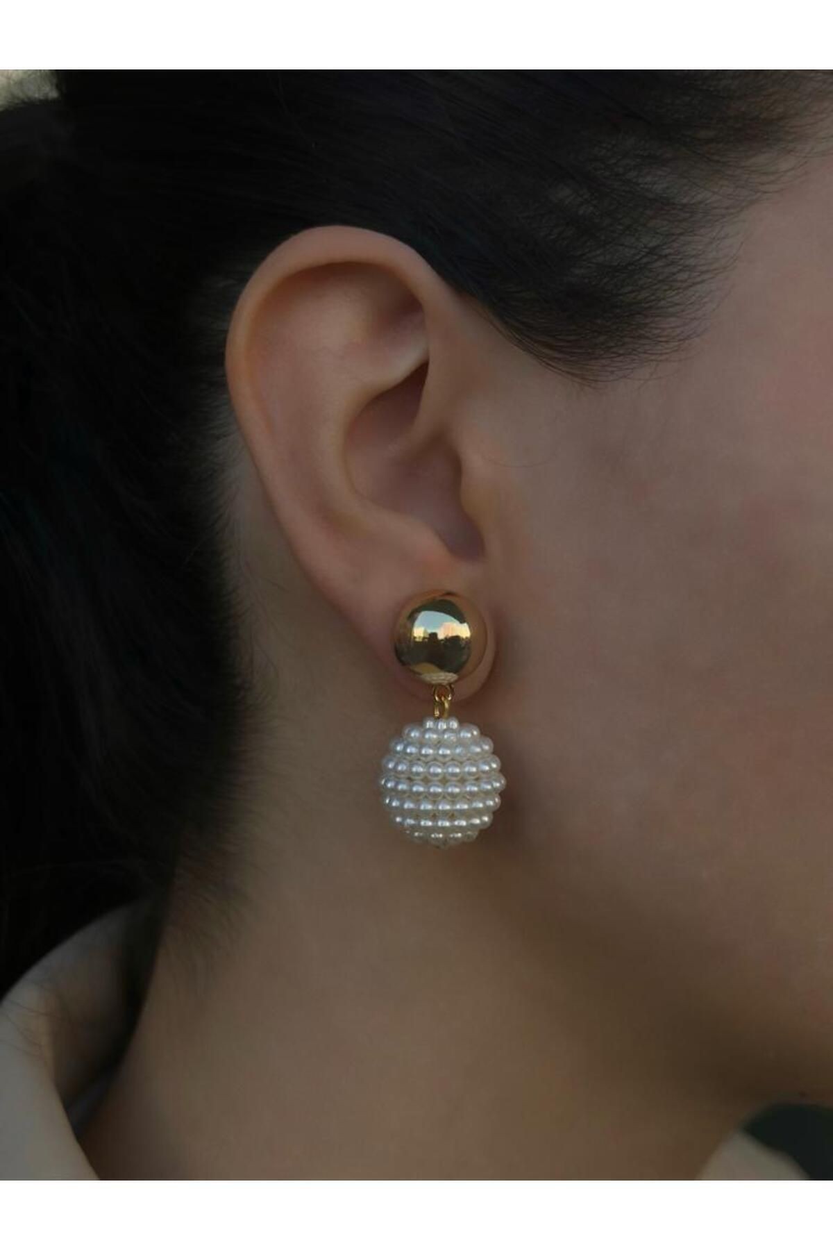 Gold Özel Seri Topçuk Plaka Detaylı Vintage İnci Sallantılı Küpe