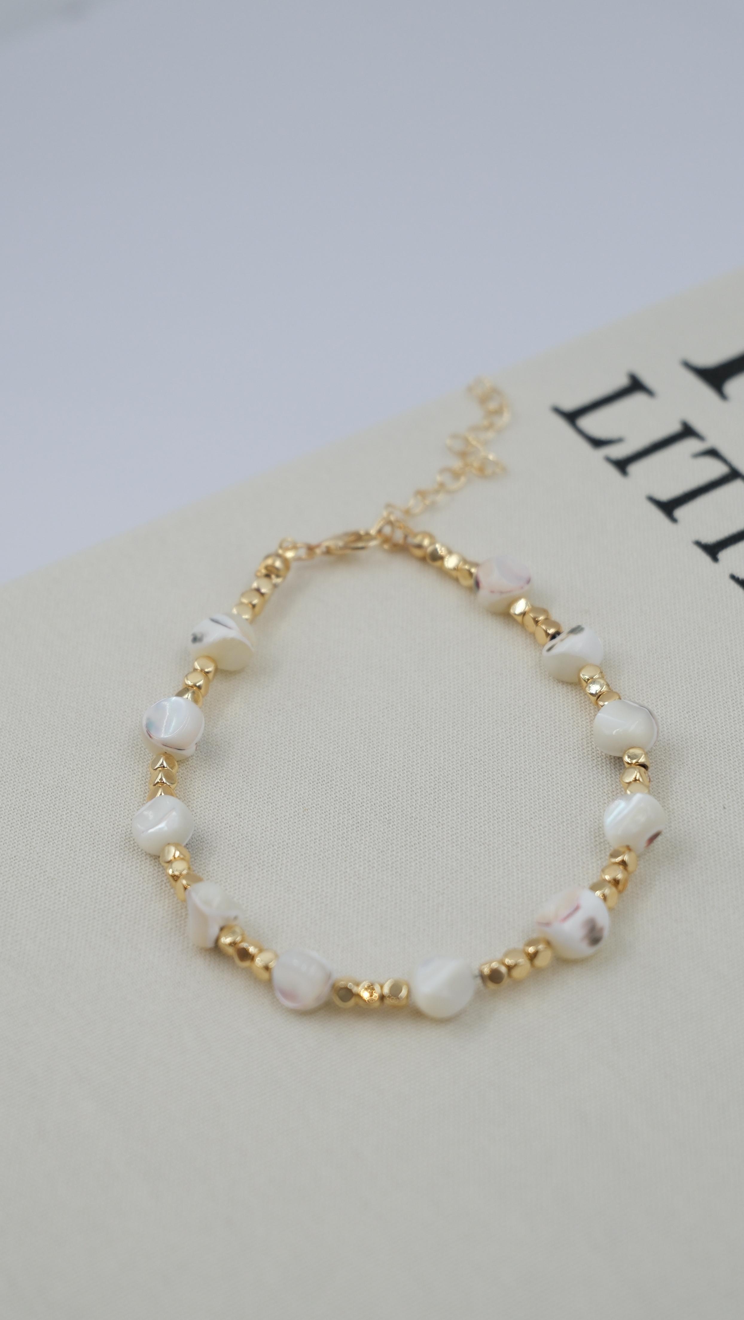 Gold Topçuk Sedef Halhal