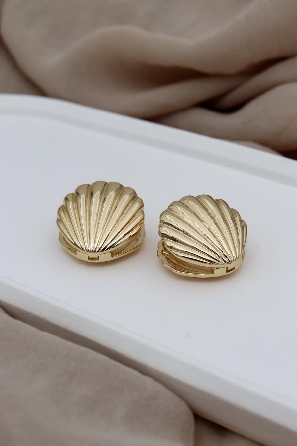 Gold Özel Tasarım Deniz Kabuğu İstiridye Küpe