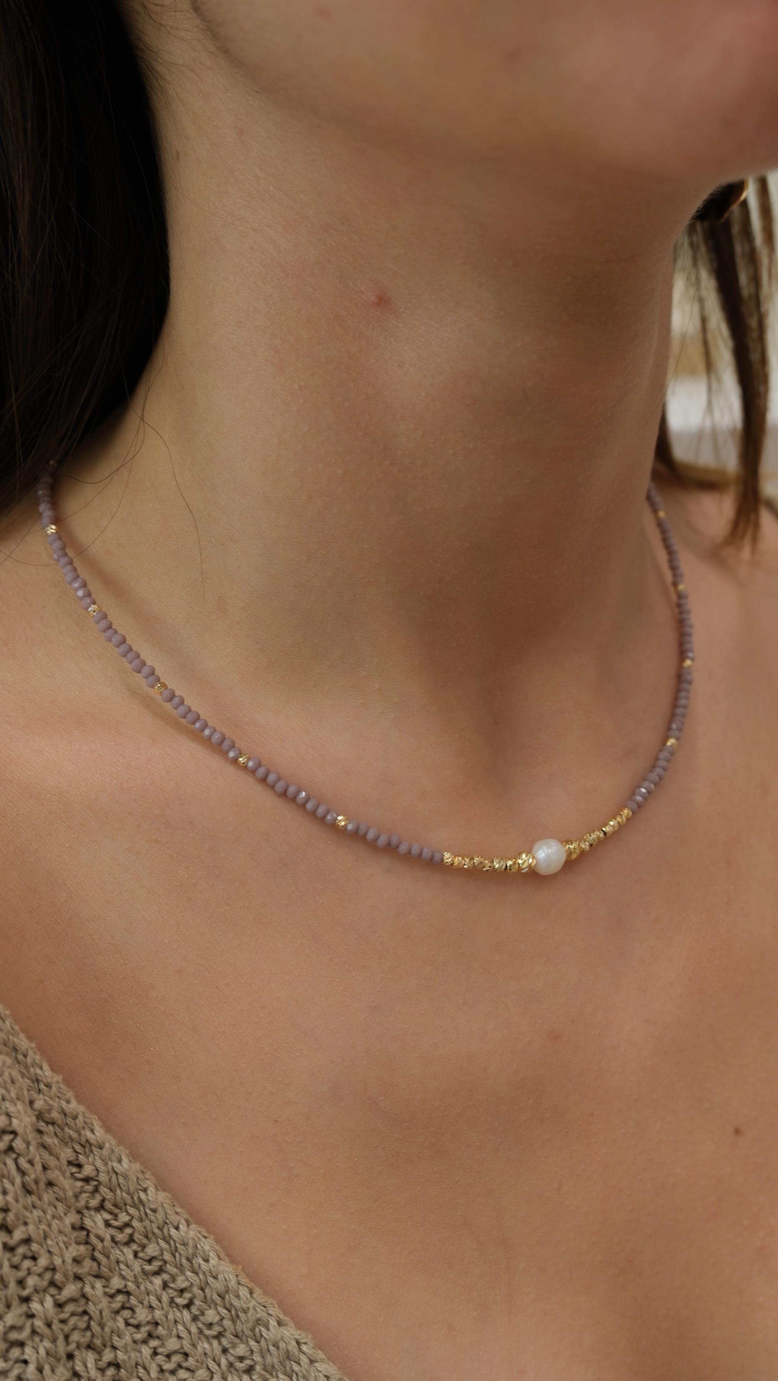 Gold Dorika Nude Kristal Boncuk Kolye