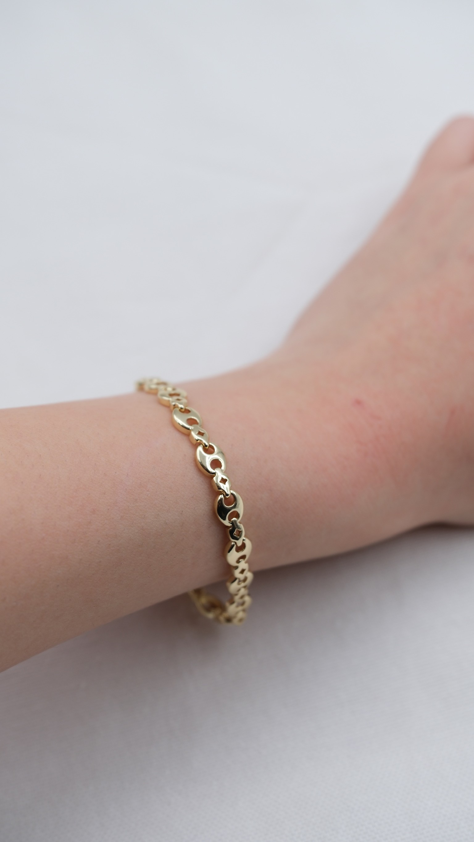 Gold Mini Badem 14k Özel Seri Bileklik