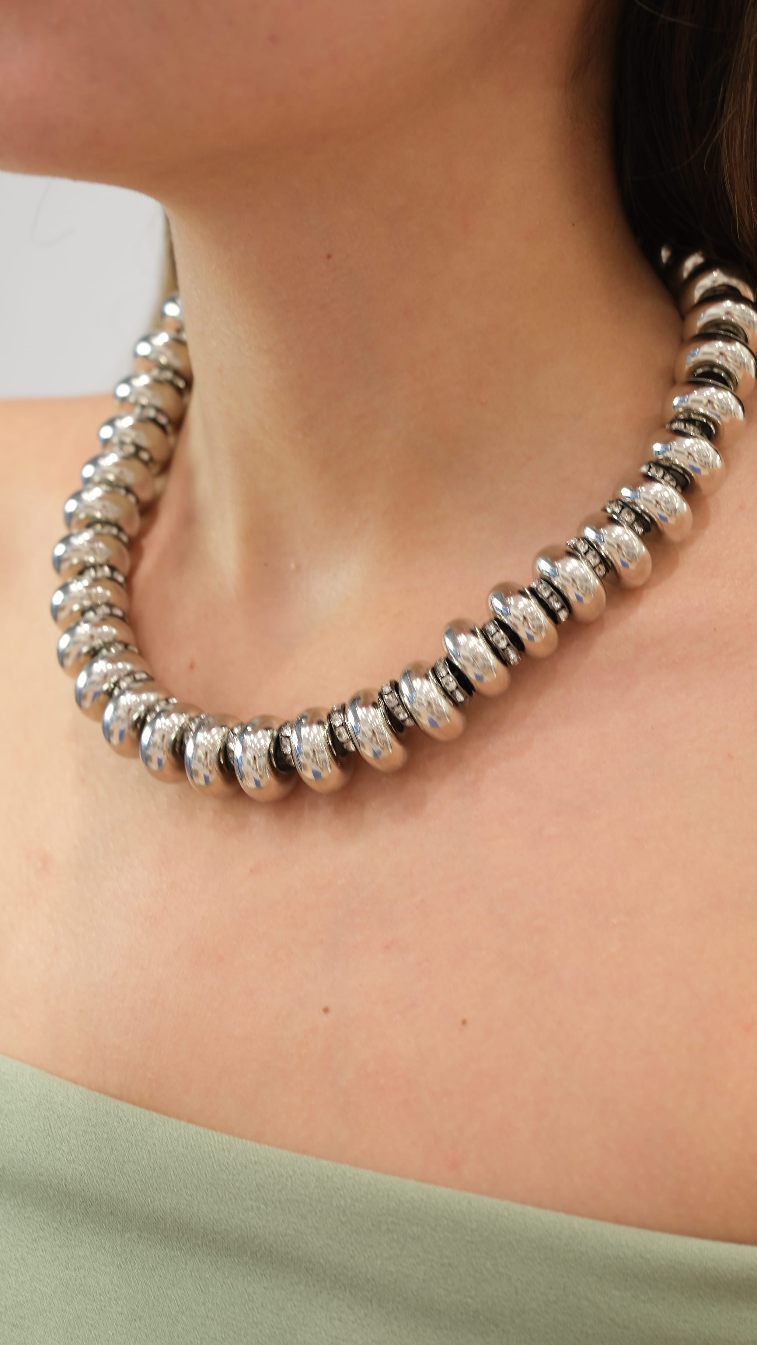 Silver Topçuk Taş Detaylı Kolye