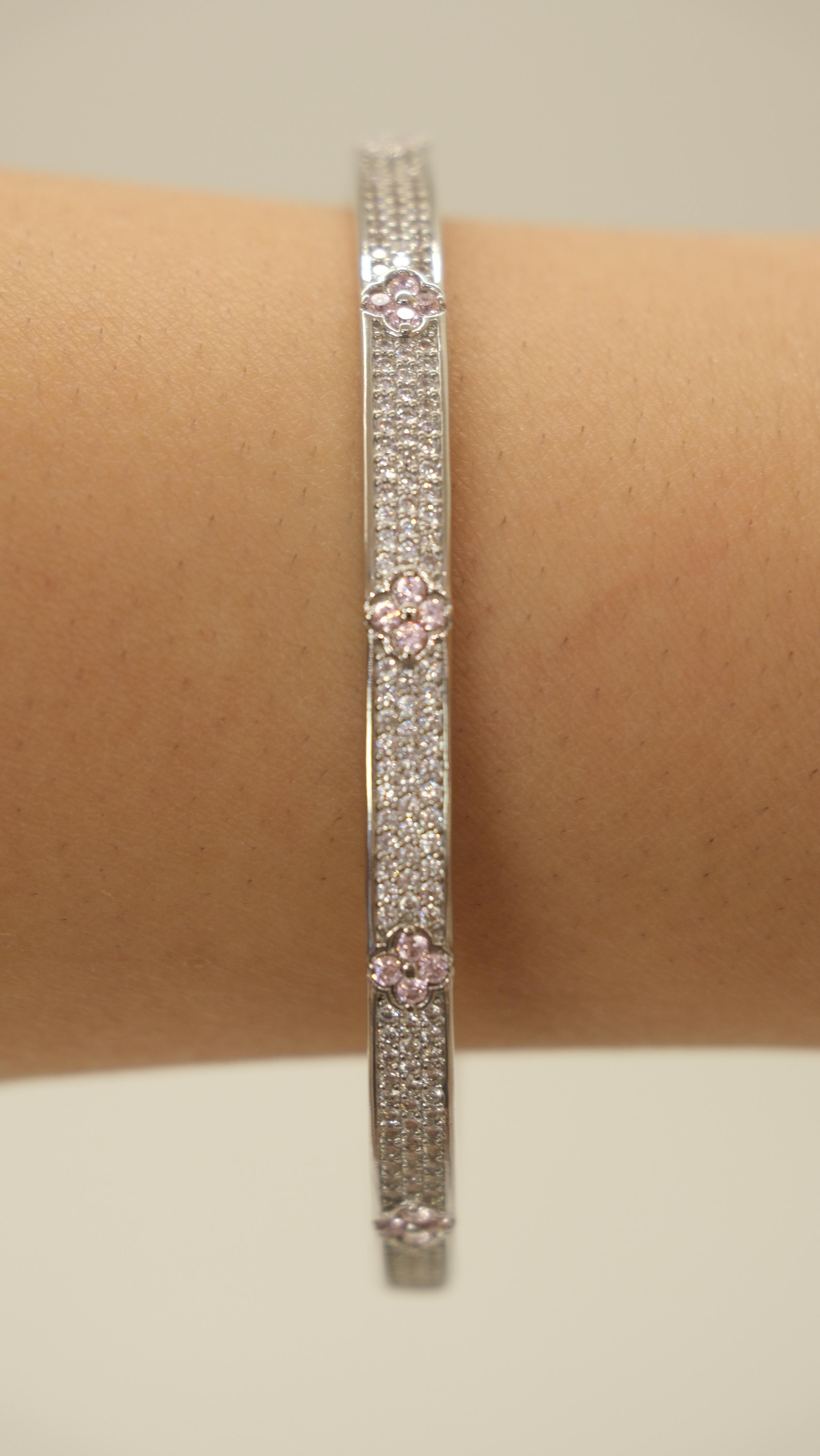 Silver Full Zirkon Taş Pembe Yonca Kelepçe Bileklik