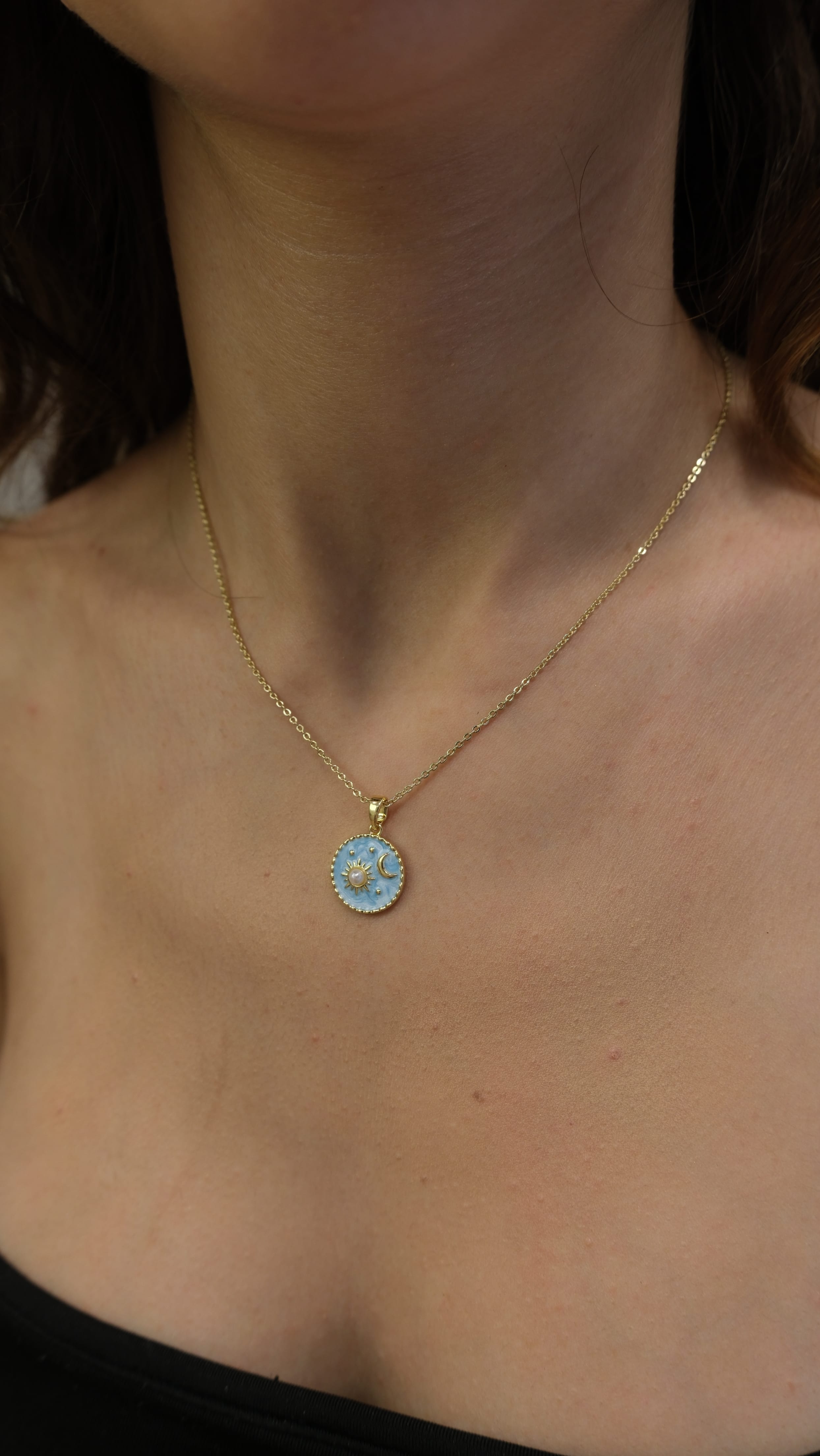 Gold Güneş ve Ay Renkli Mineli Kolye