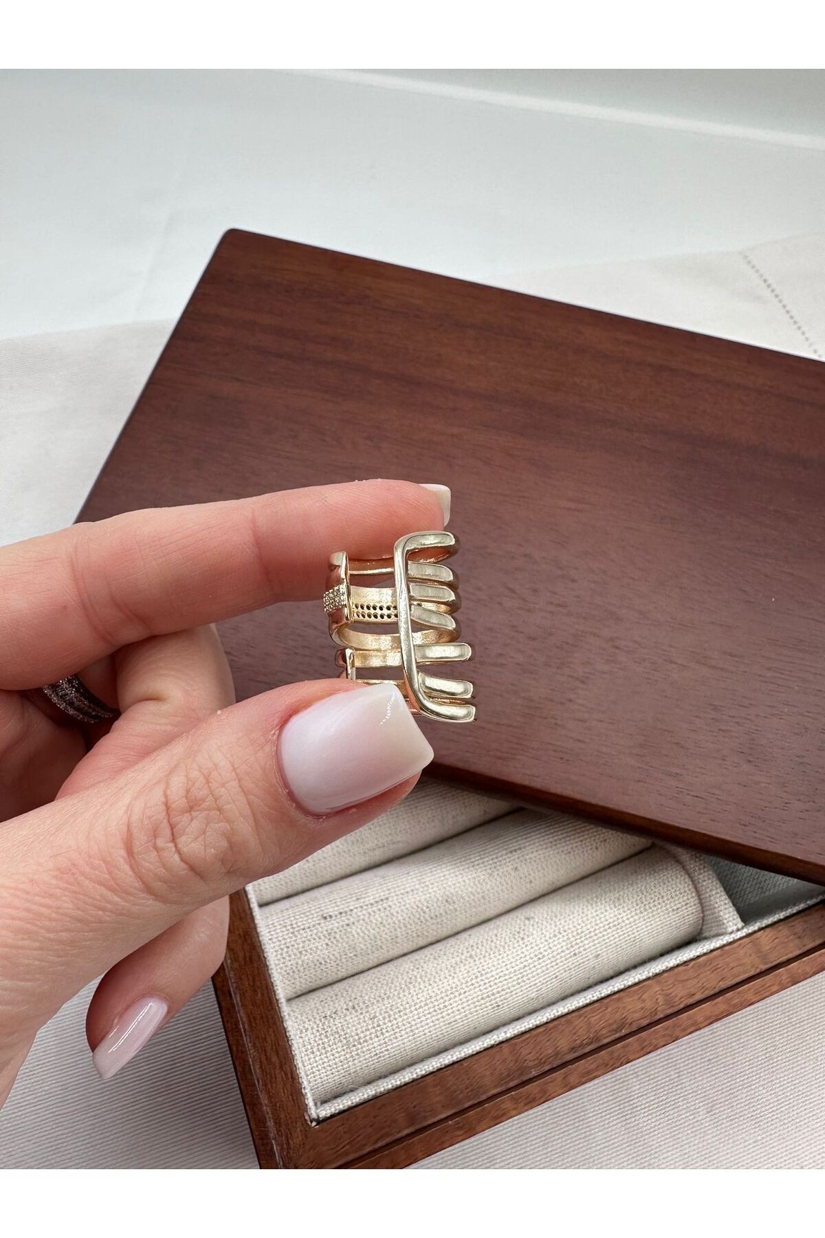 Gold Zirkon Taş Detaylı Çoklu Görünüm Earcuff Kıkırdak Küpe
