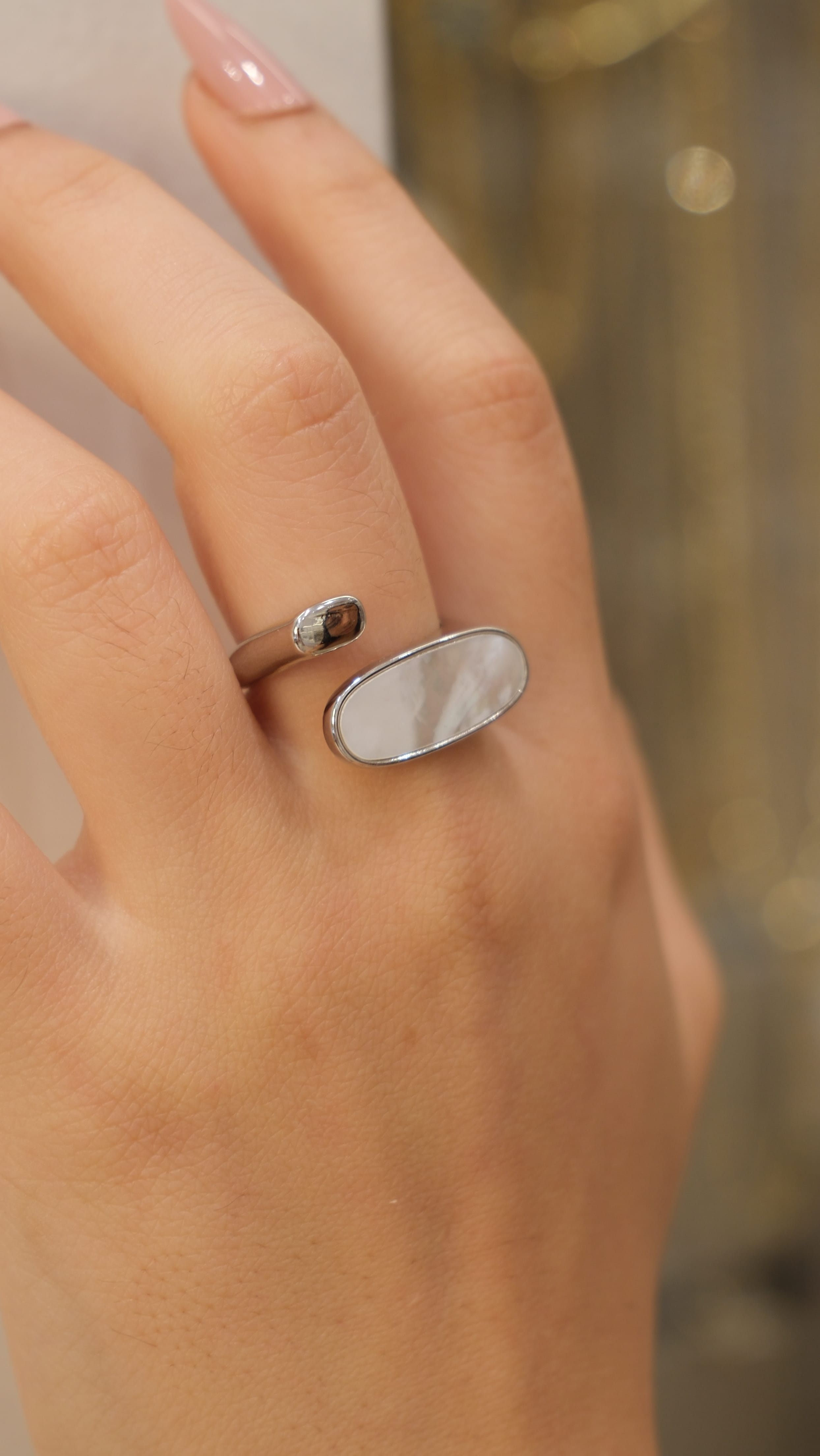 Sedef Detaylı Önden Ayarlanabilir Yüzük