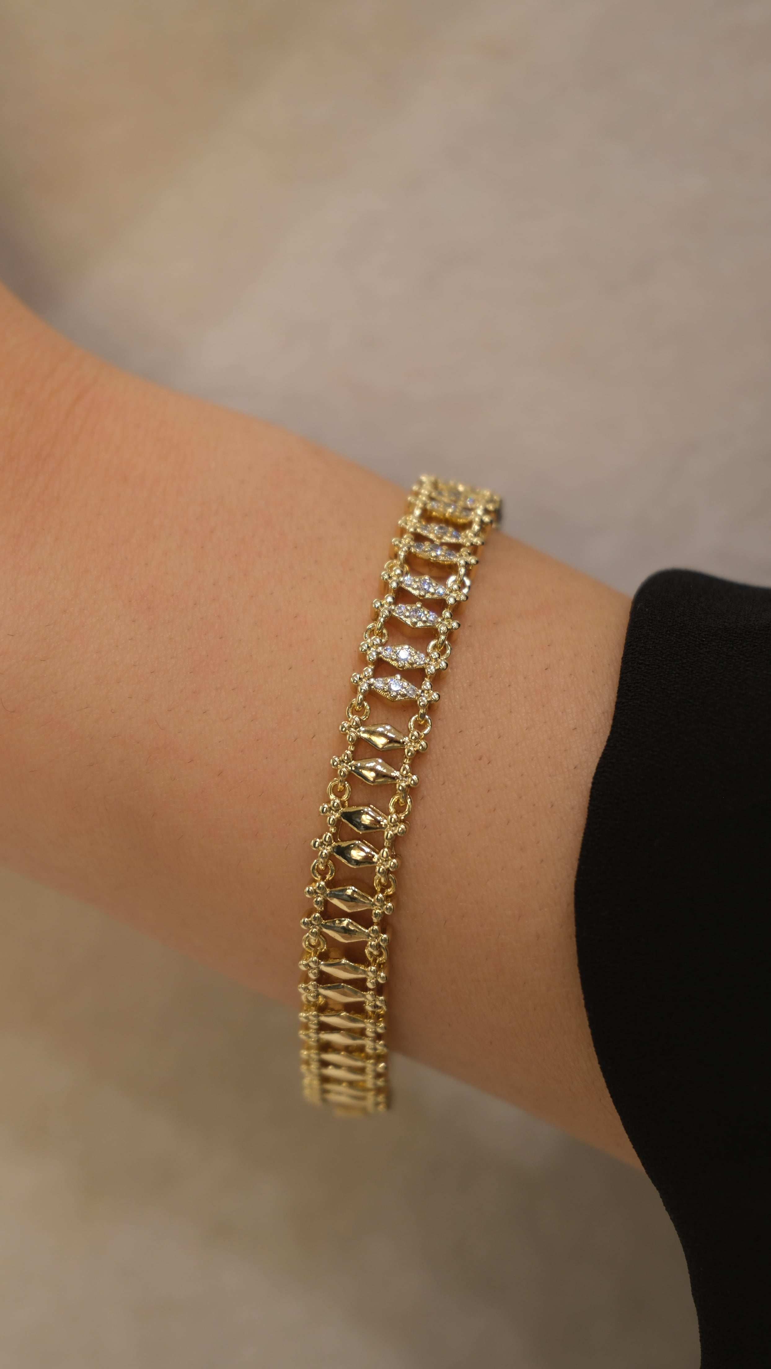 Gold 14k XP Baklava Figür Bileklik