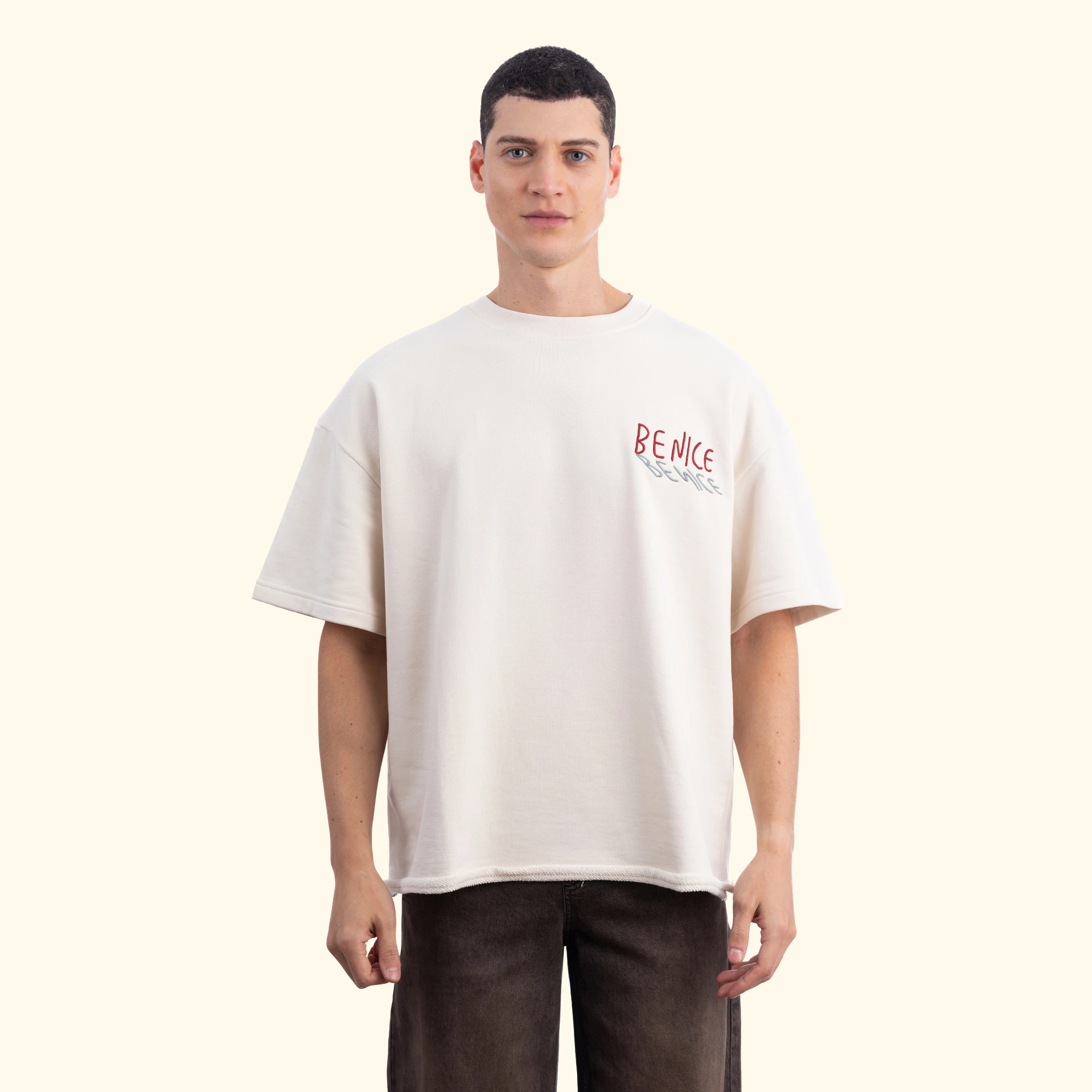 Vase Embroidered Oversize Ecru T-Shirt