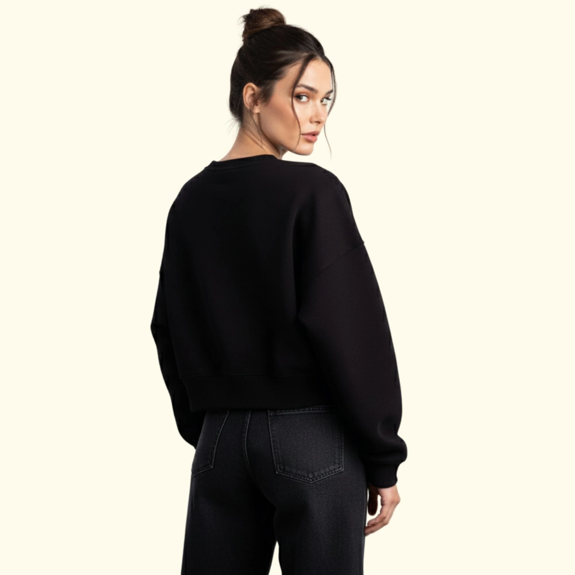 Black Crop Oversize Nakış Detaylı Sweatshirt