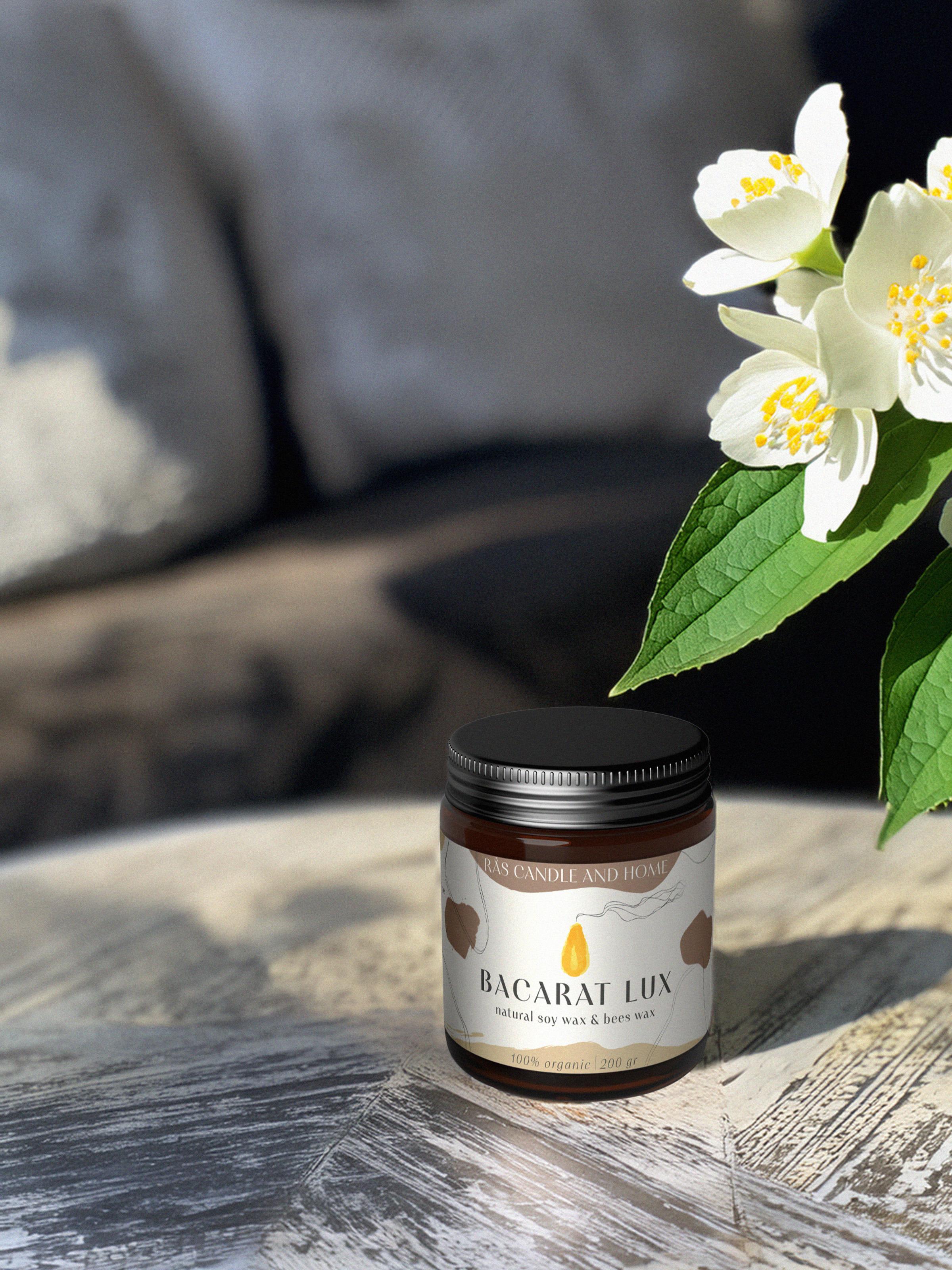 Bacarat Lux 200g-Doğal Soya & Bal Mumu - Amber Renkli Cam Kavanoz