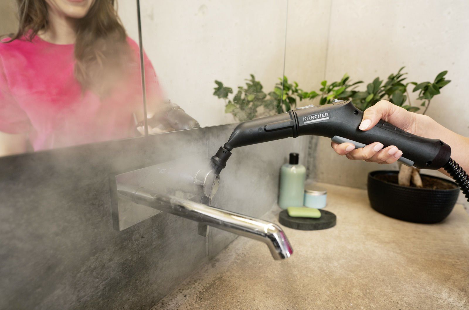 Karcher SC 4 Deluxe Easyfix Buharlı Temizlik Makinesi *EU