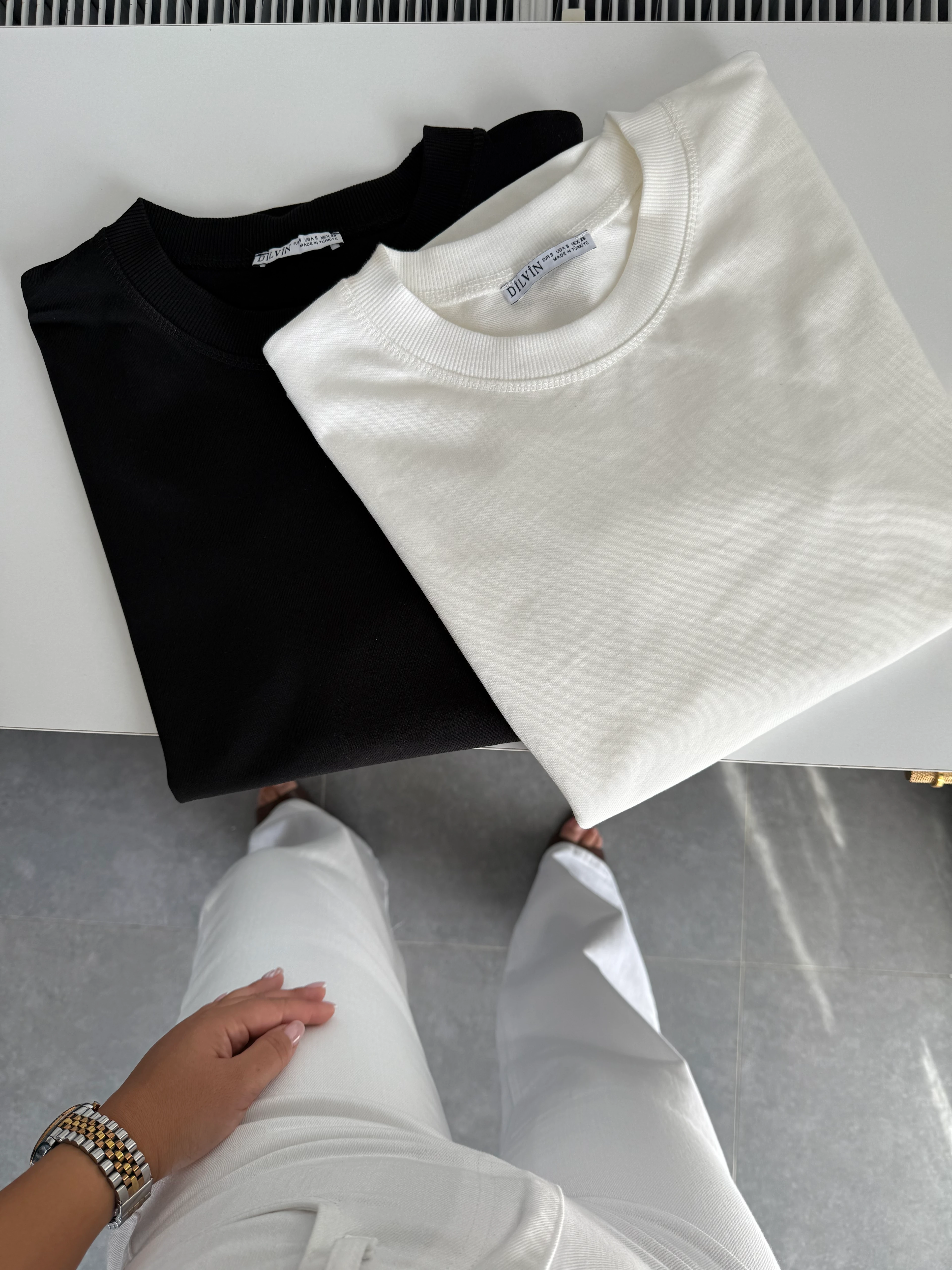 30312 Ekru Dekoratif Dikişli Tişört