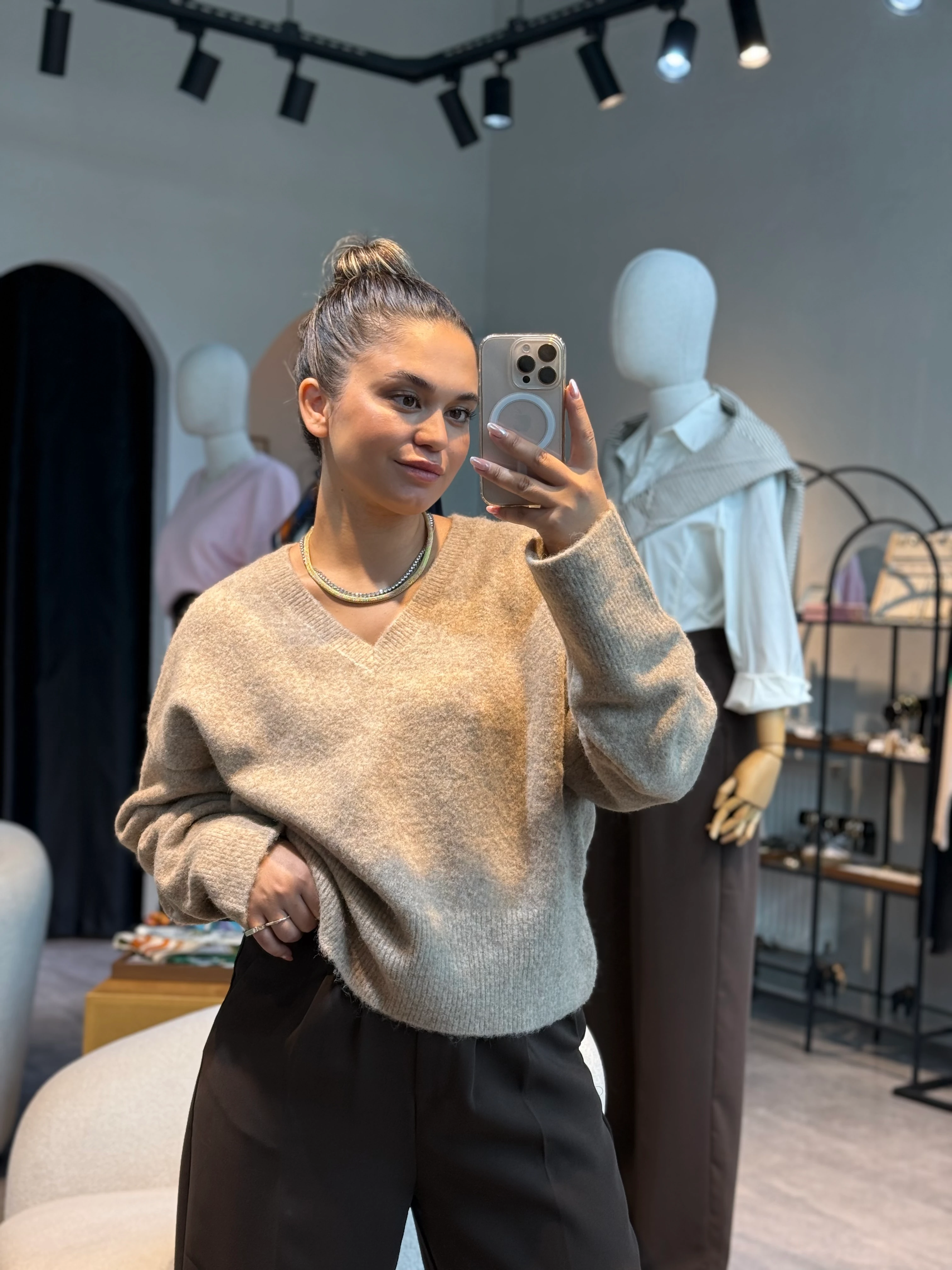 V Yaka Yumuşak Dokulu Kazak