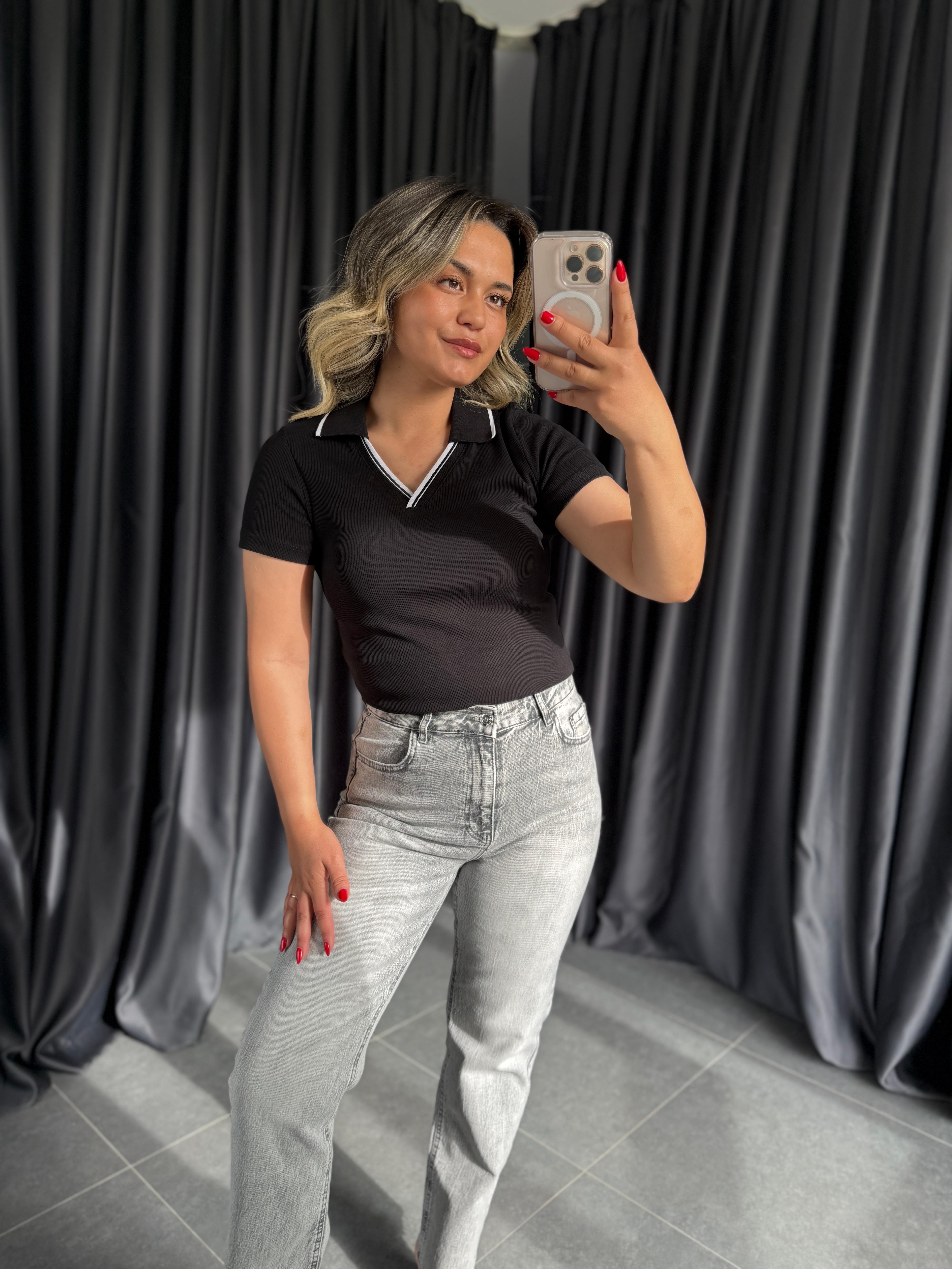 31687 Siyah Polo Yaka Tişört