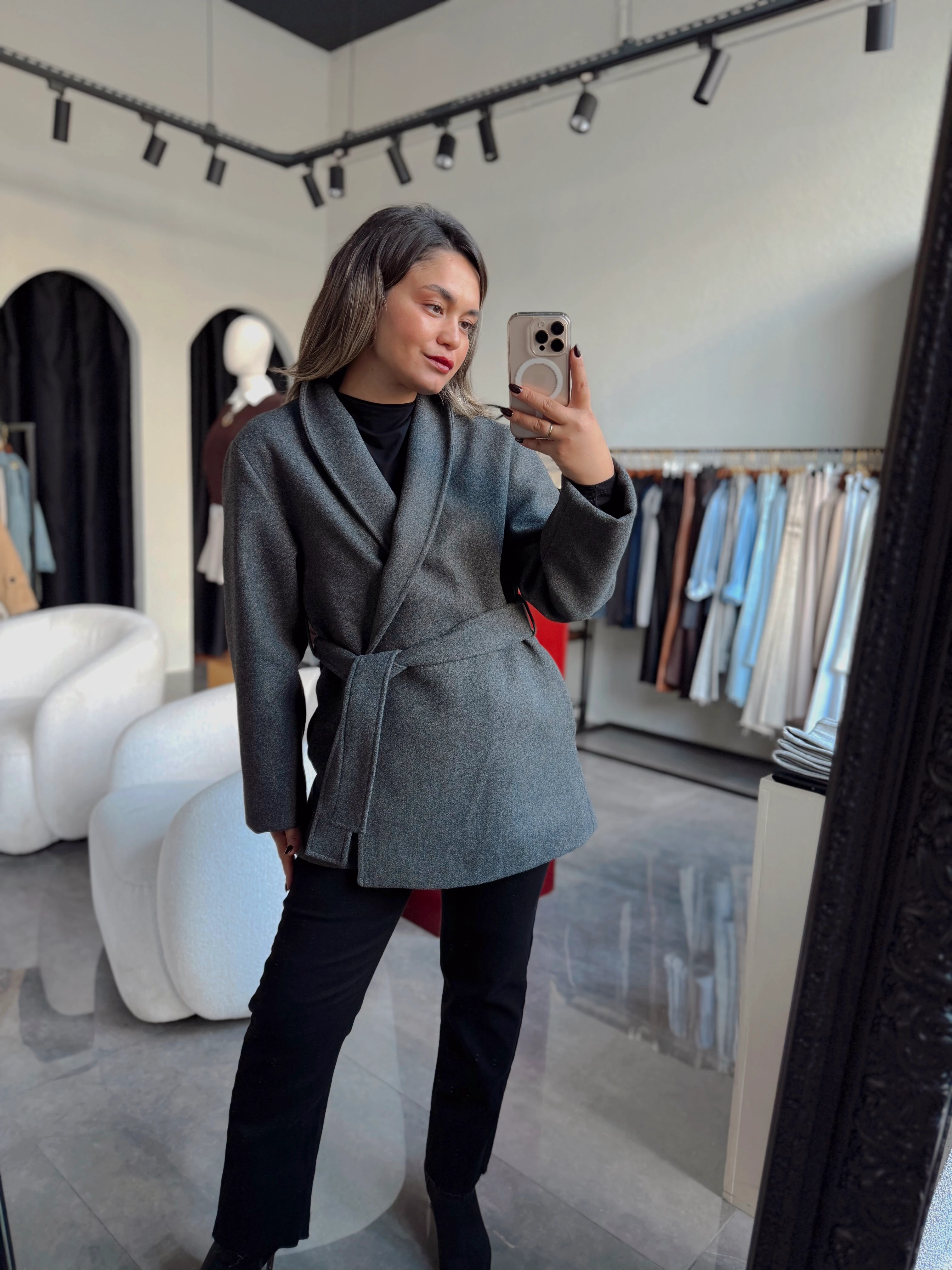 Kuşaklı Dik Yaka Kaşe kaban