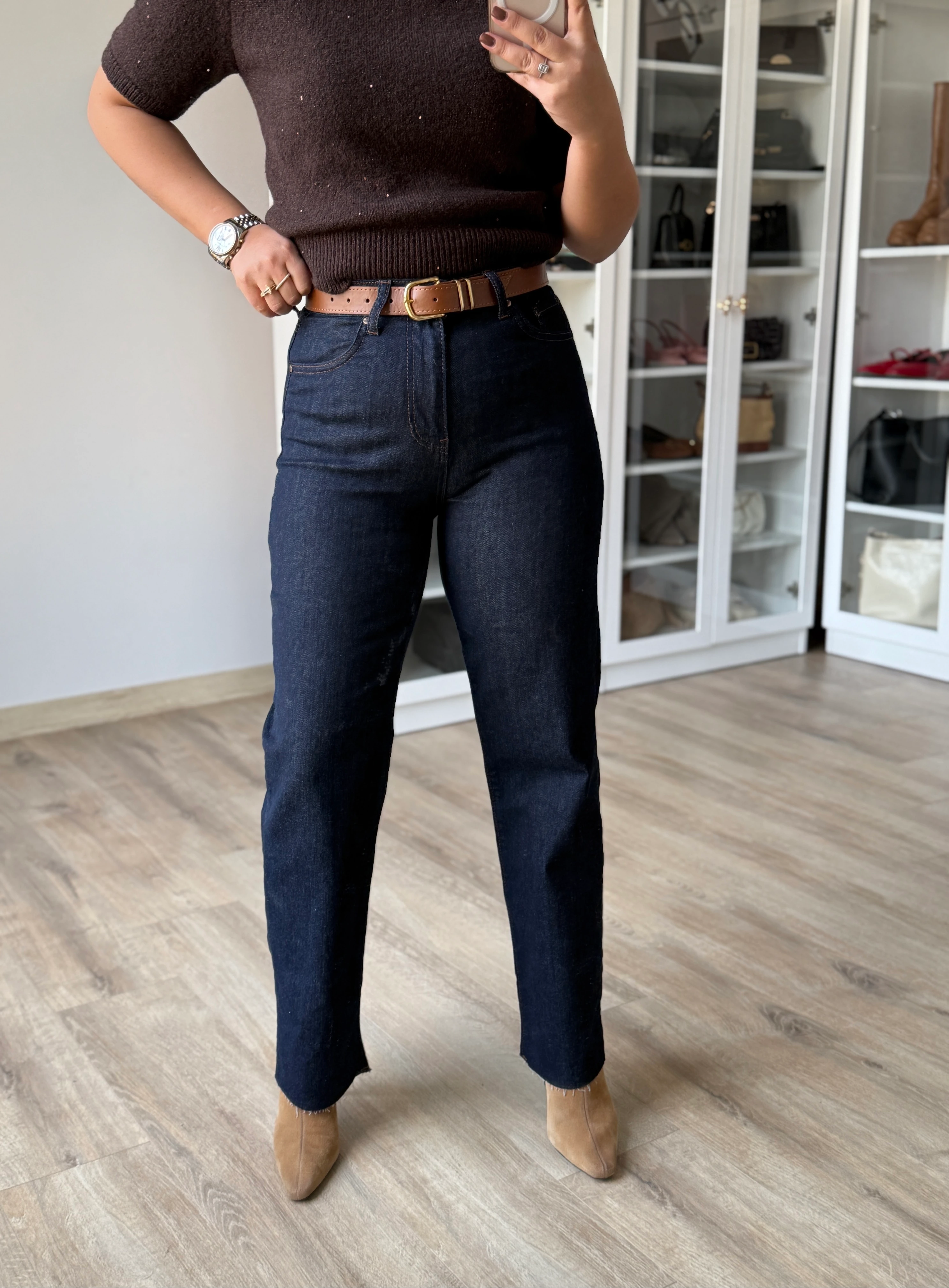 Kesik Paça Koyu Mavi Straight Jean