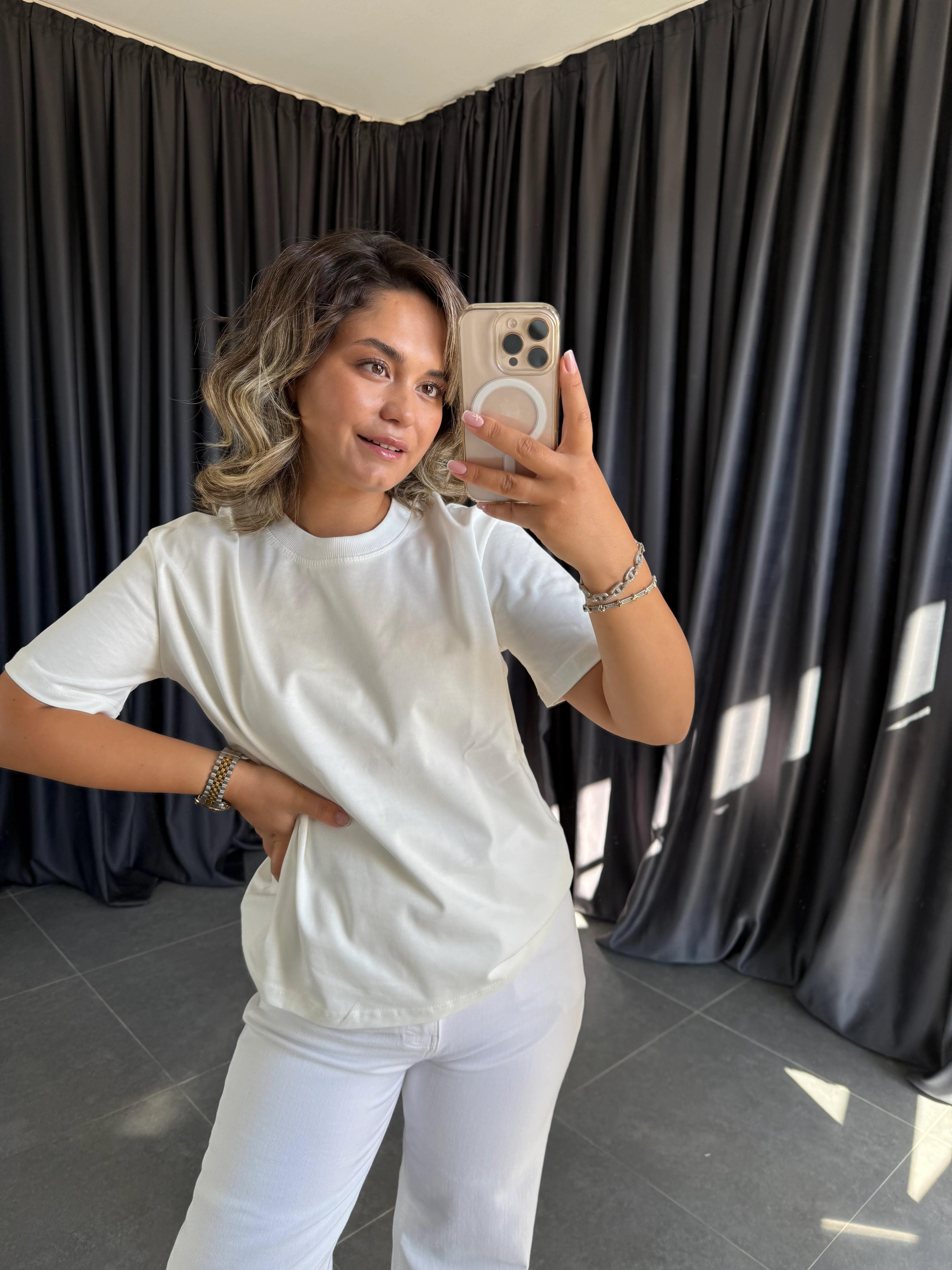 30312 Ekru Dekoratif Dikişli Tişört