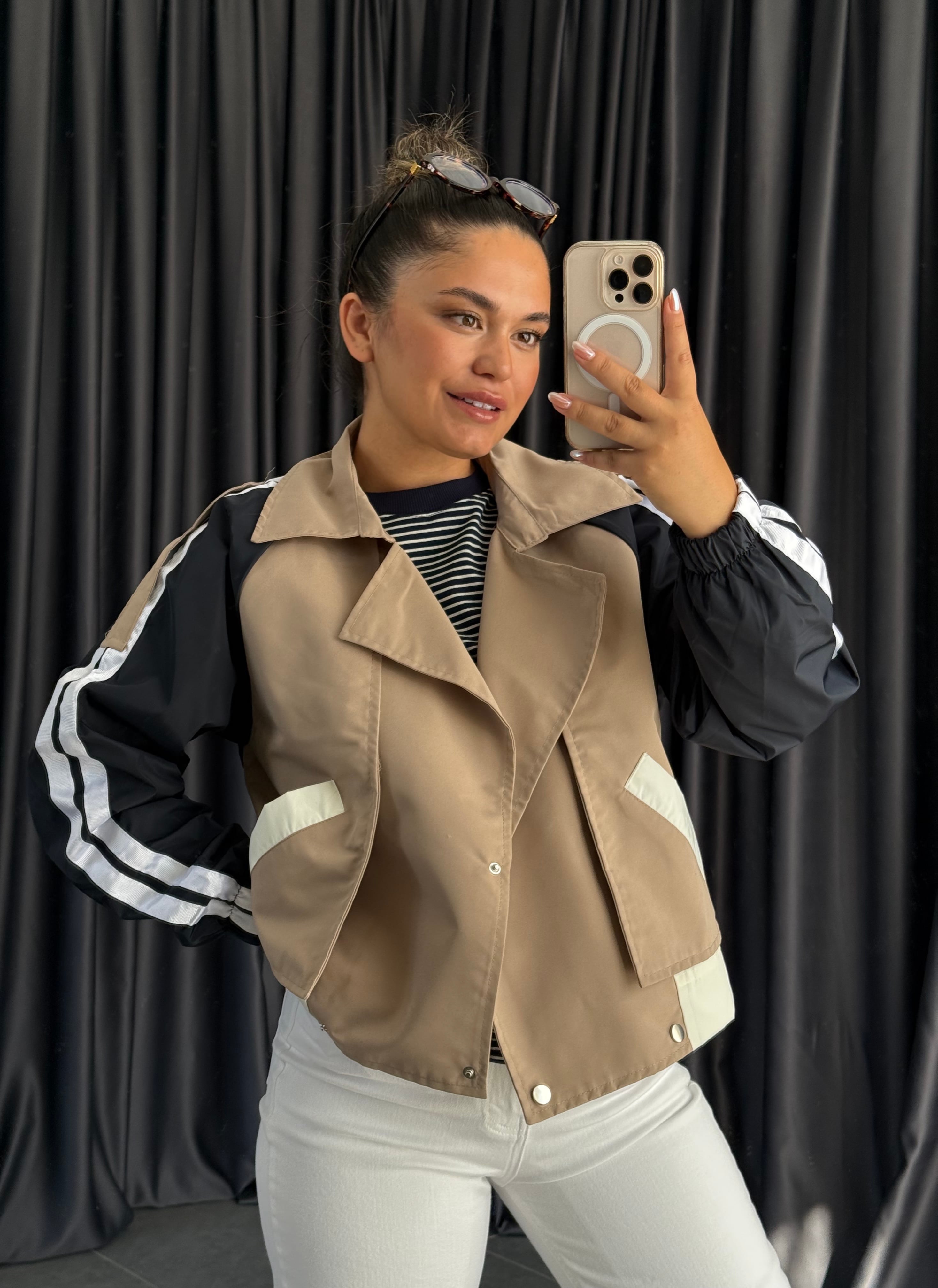 Twst Model Kısa Ceket