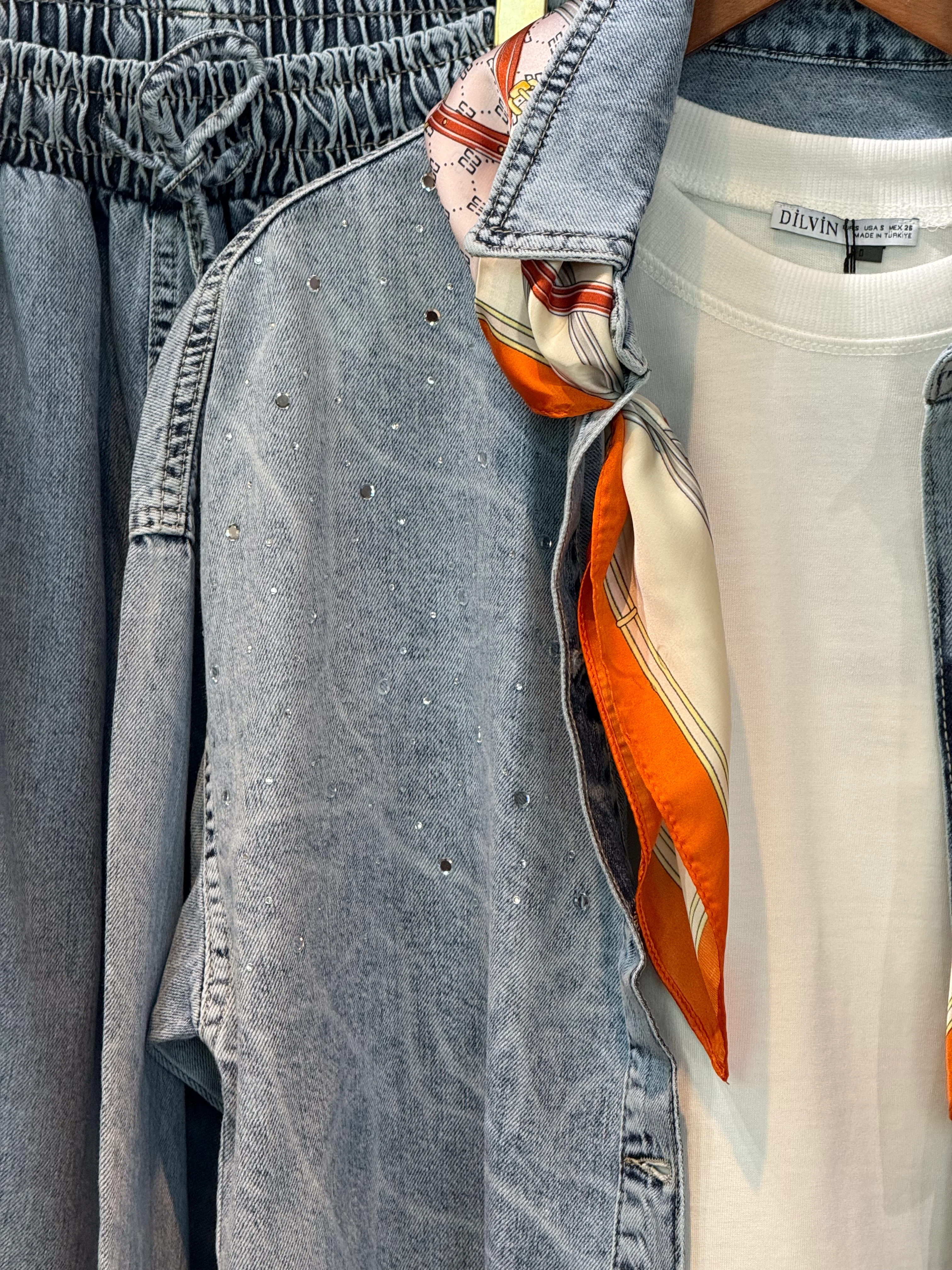 Taş Detaylı Ceketli Jean Takım 