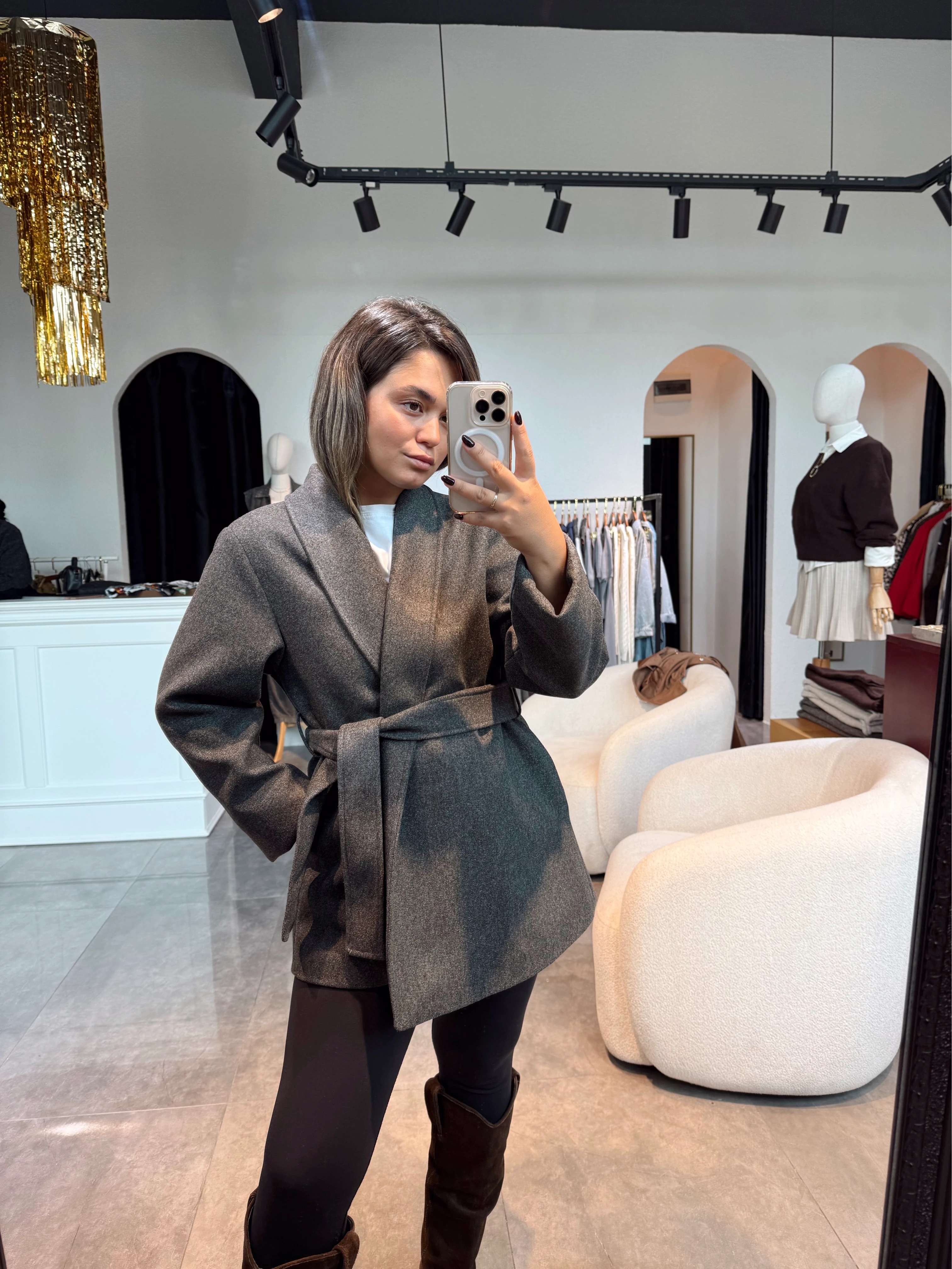 Kuşaklı Dik Yaka Kaşe kaban