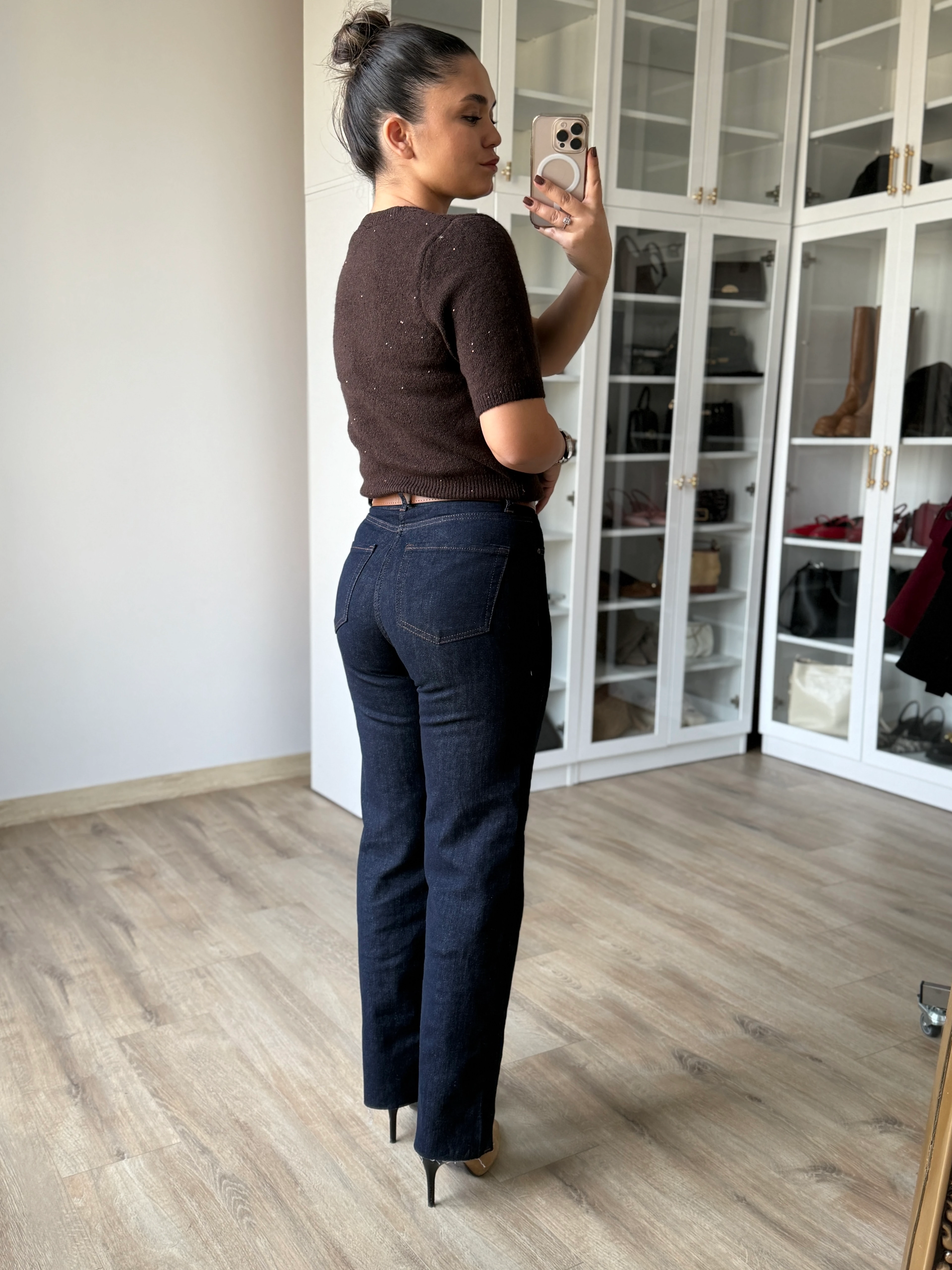 Kesik Paça Koyu Mavi Straight Jean