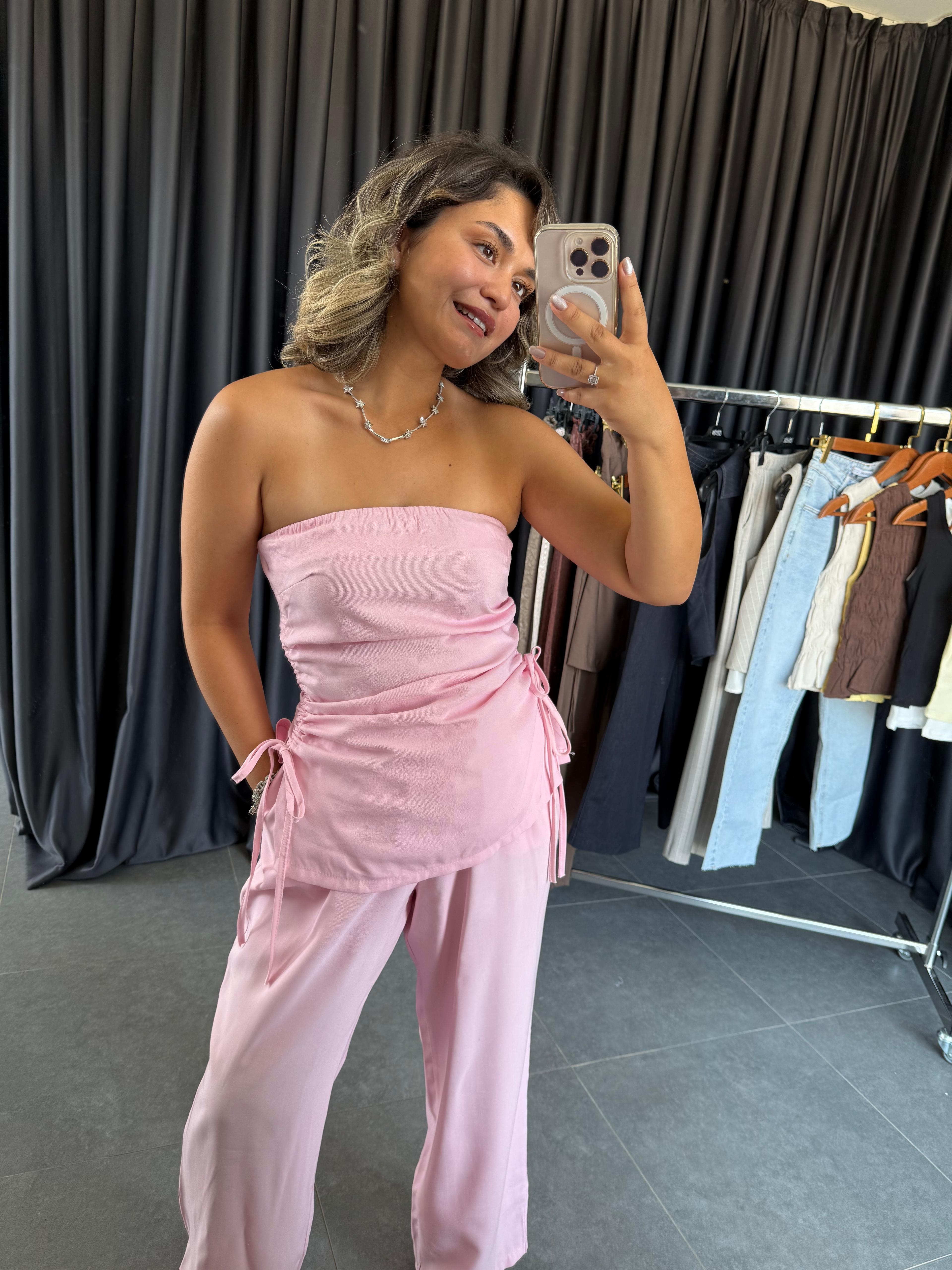 Yanları Büzgülü Straplez Bluz 