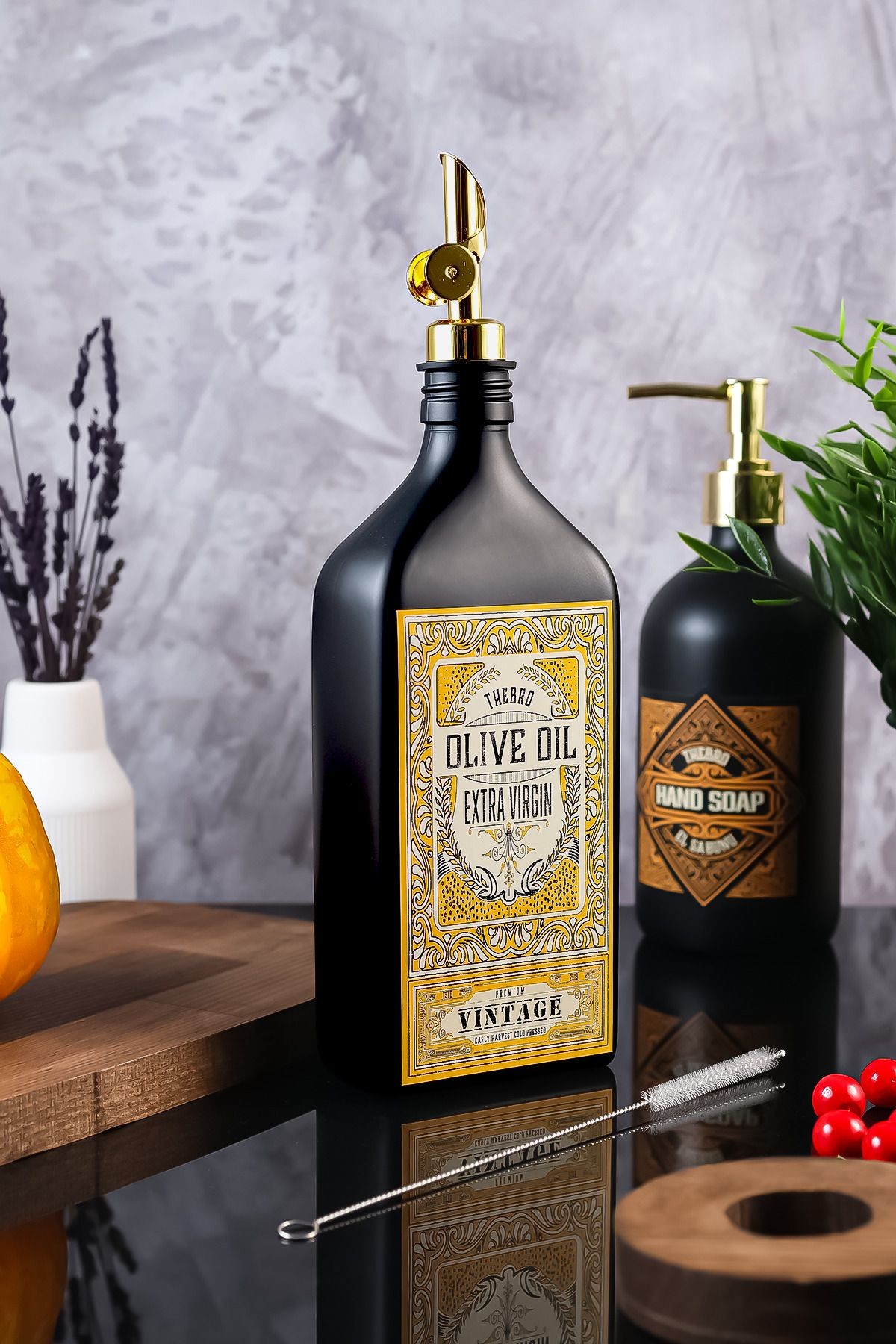 500ml Black Premium Edition Vintage Zeytinyağı Şişesi Gold Dökücülü