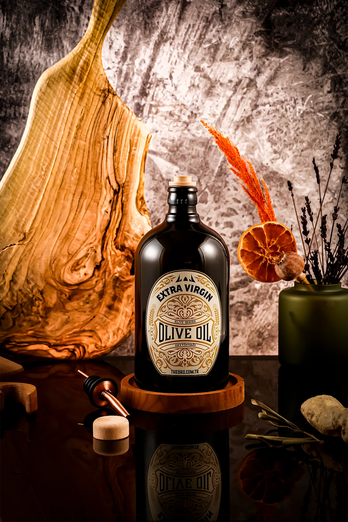 750ML Ahşap Stantlı Black Elite Serisi Vintage Başlıklı Siyah Cam Zeytinyağı Şişesi