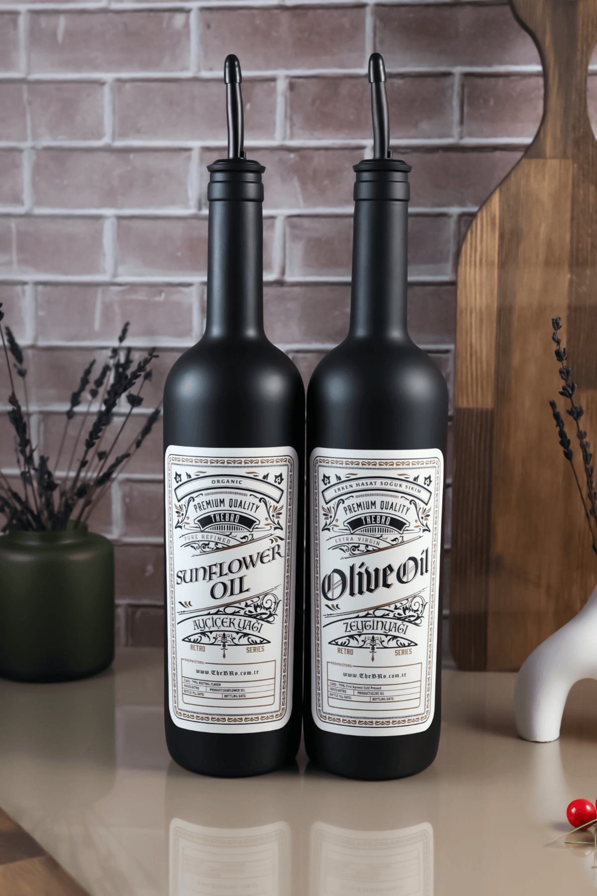 750ML Retro Black Edition Mat Siyah Paslanmaz Başlıklı Zeytinyağı Şişesi ve Ayçiçek Yağı Şişesi