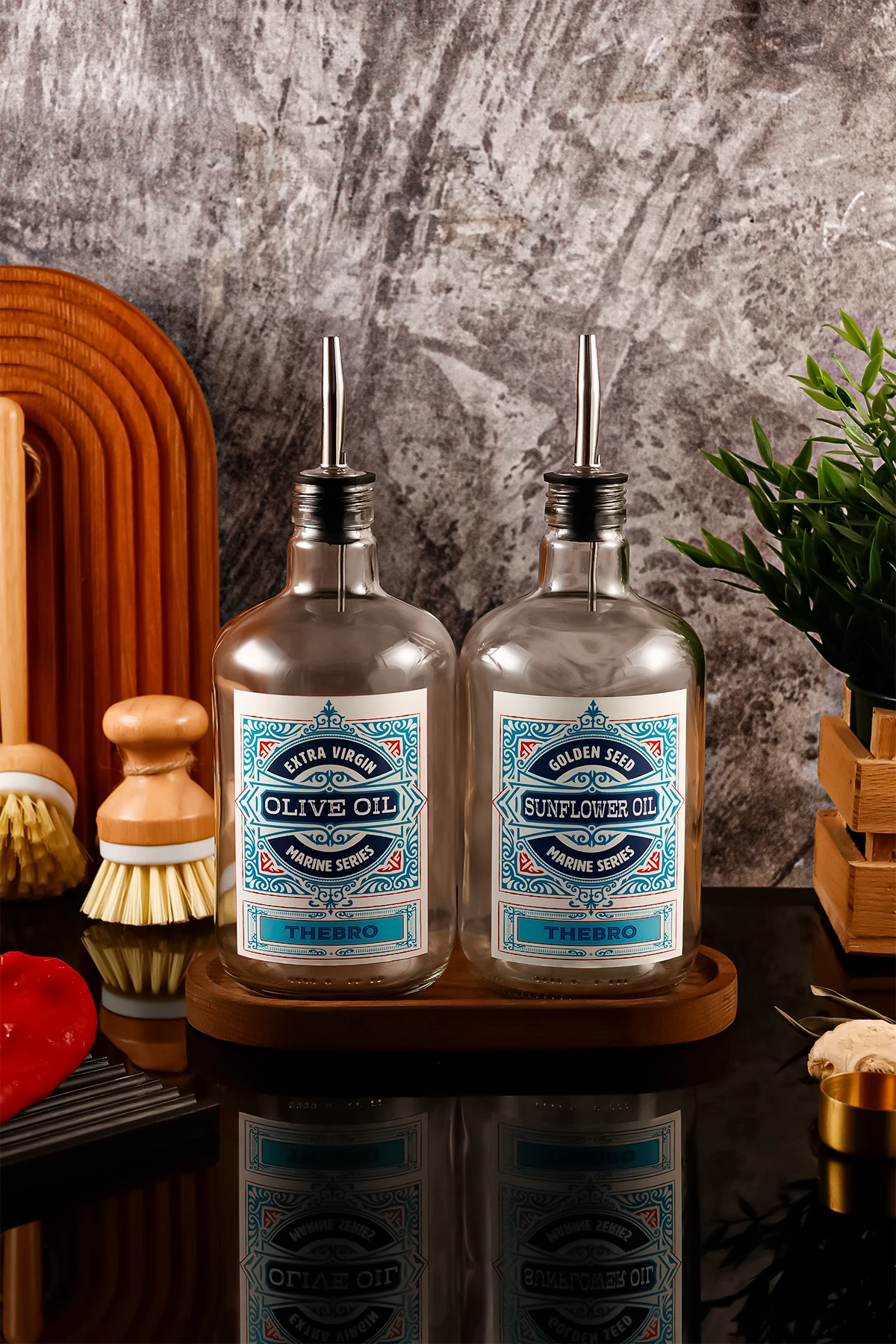 750ML Ahşap Stantlı Marine Serisi Şeffaf Cam Zeytinyağı Şişesi ve Ayçiçek Yağı Şişesi