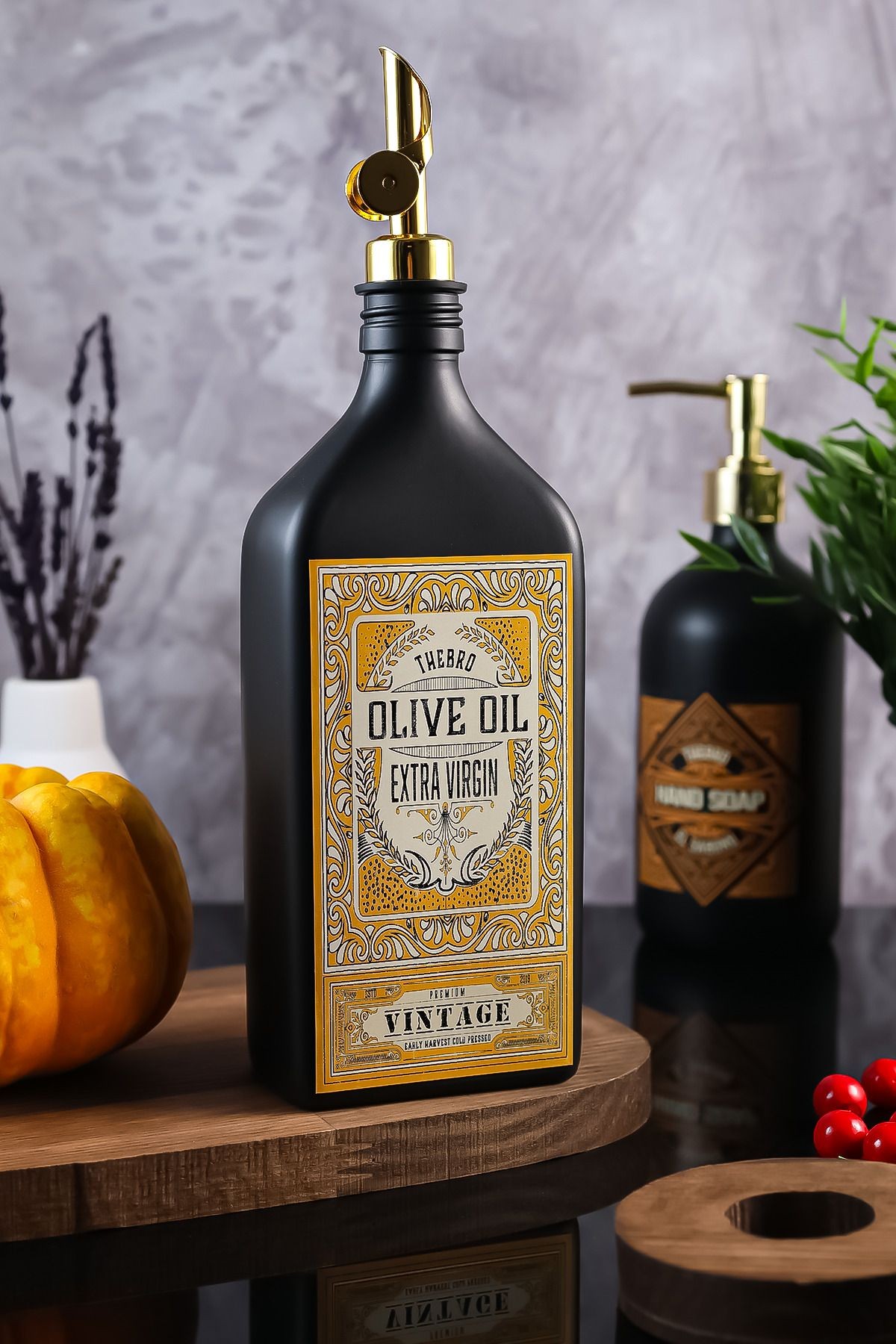 500ml Black Premium Edition Vintage Zeytinyağı Şişesi Gold Dökücülü