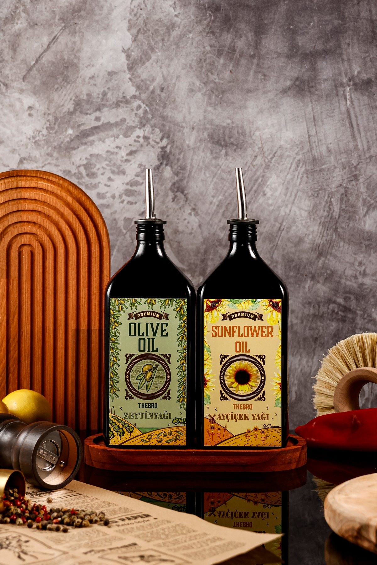 500ML Ahşap Stantlı Carmen Serisi Zeytinyağı Şişesi ve Ayçiçek Yağı Şişesi Set 