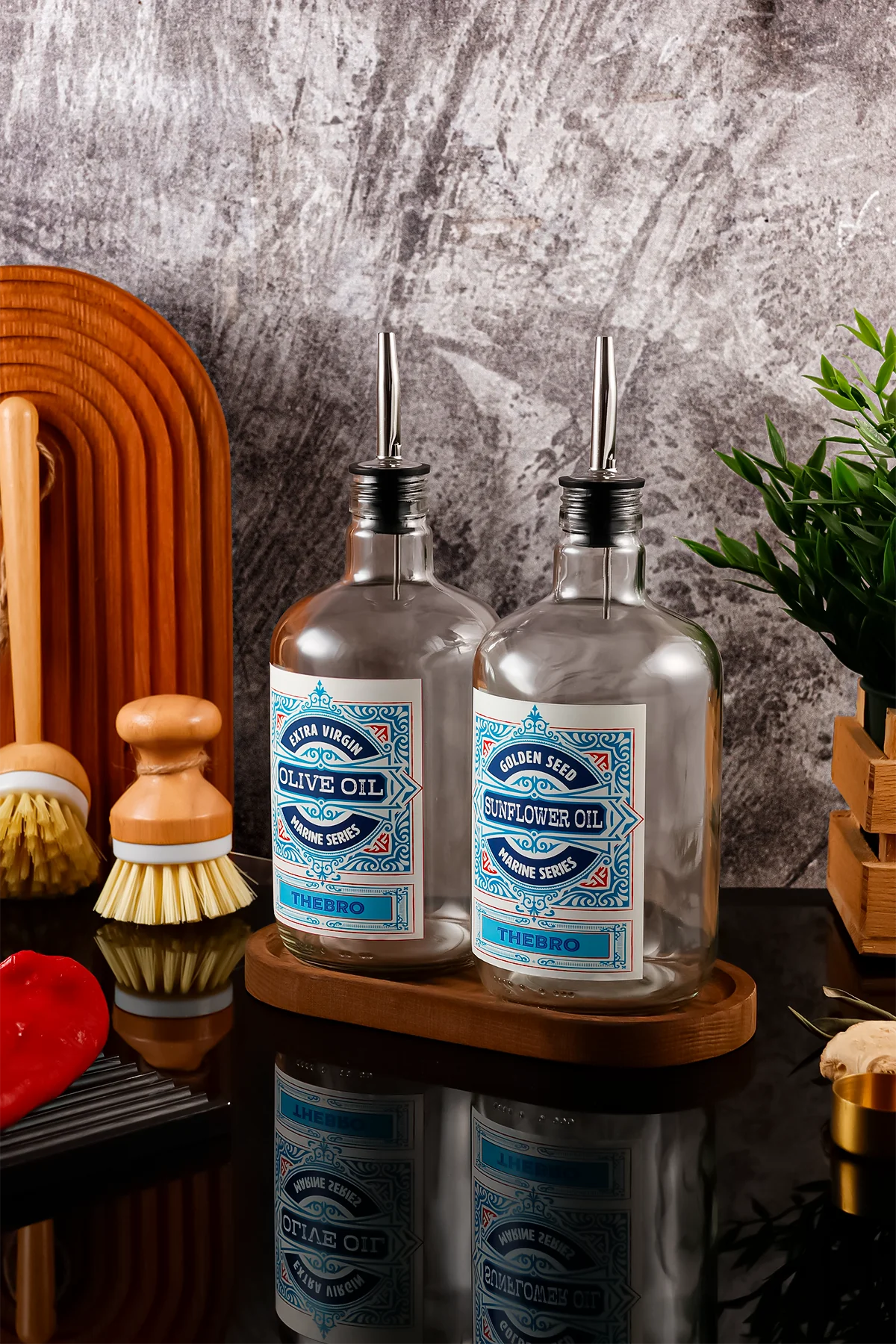 750ML Ahşap Stantlı Marine Serisi Şeffaf Cam Zeytinyağı Şişesi ve Ayçiçek Yağı Şişesi