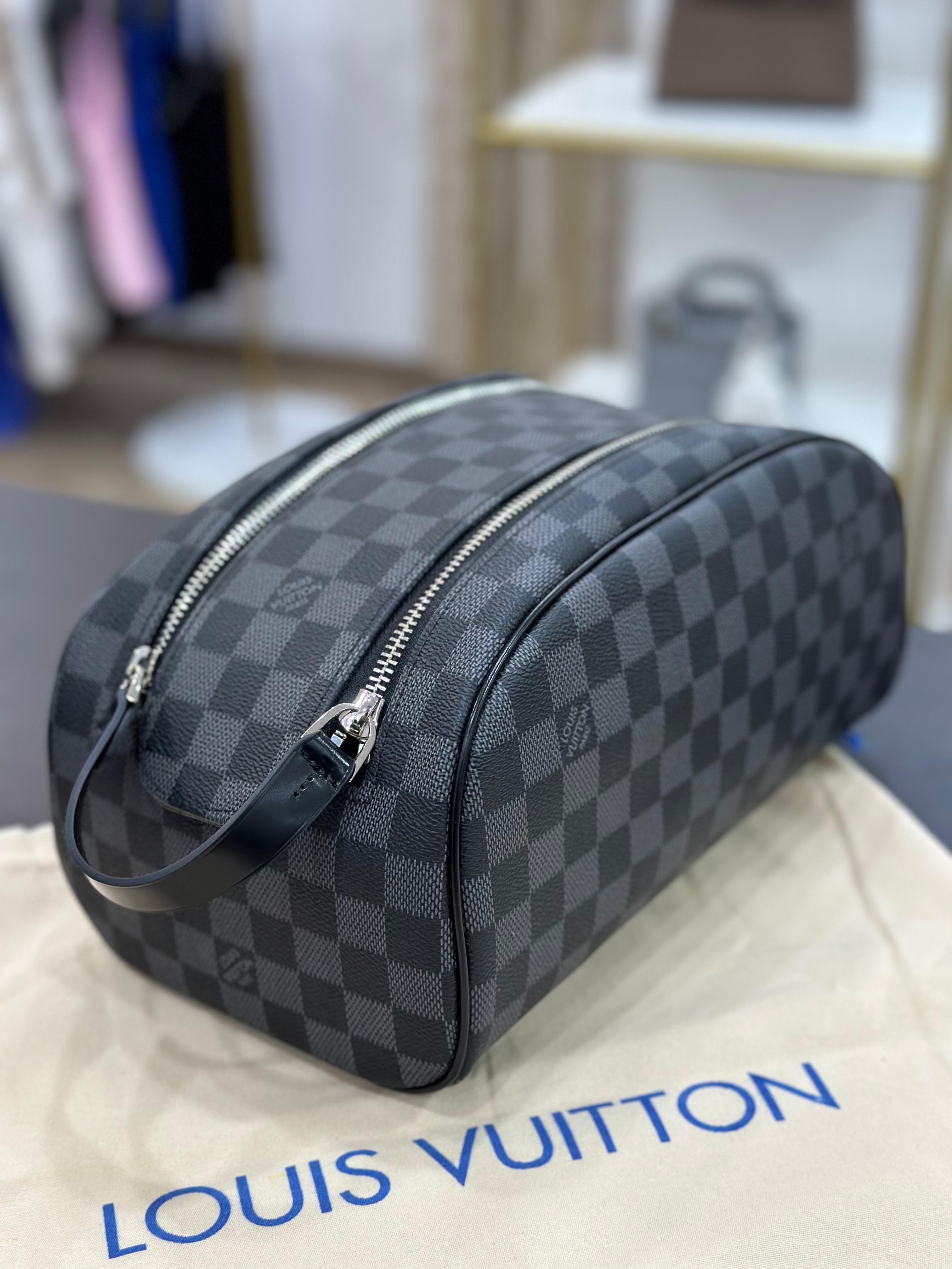 Louis Vuitton Marka Erkek Çanta