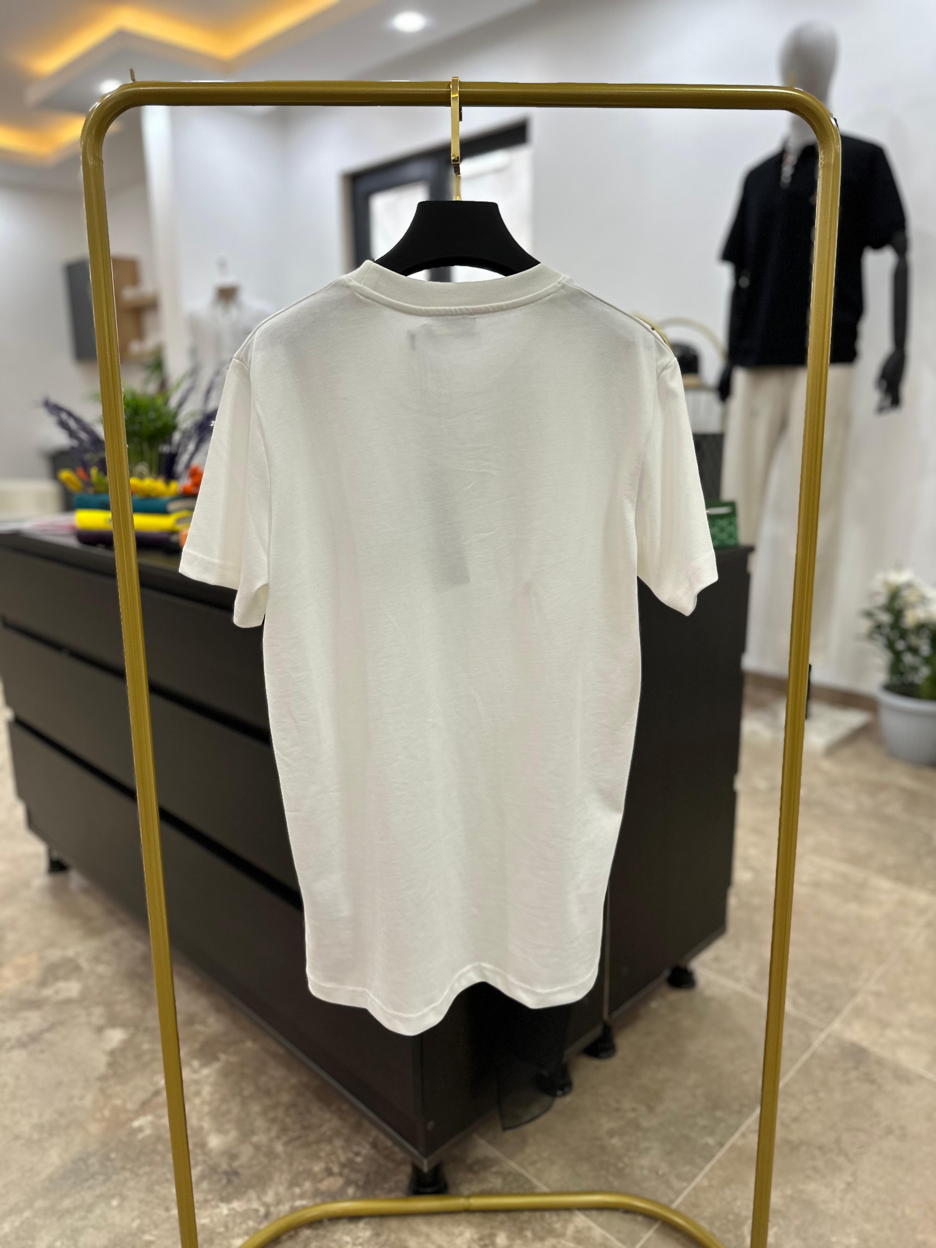 Valentino Nakış Logo Detaylı T-Shirt