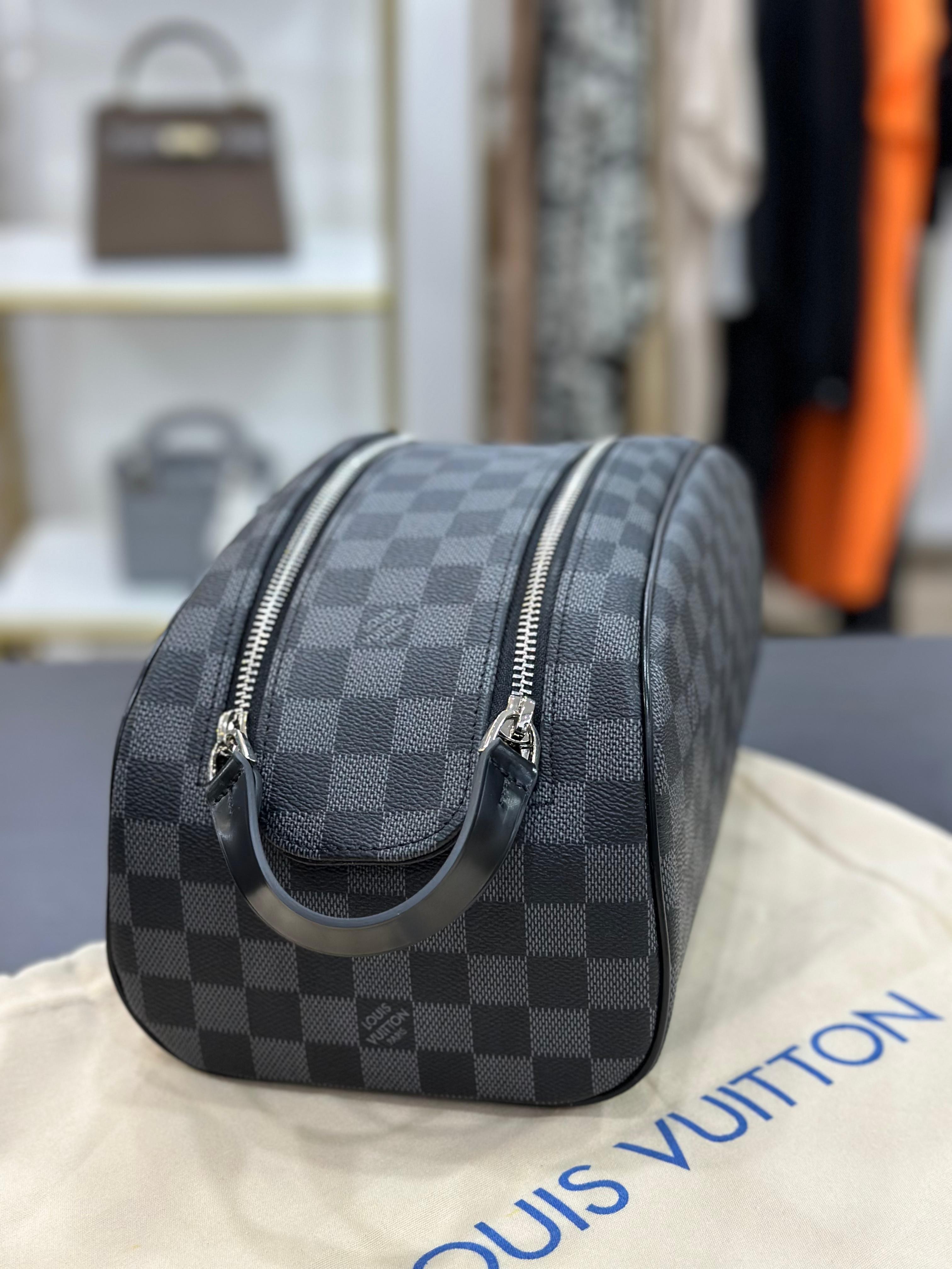 Louis Vuitton Marka Erkek Çanta