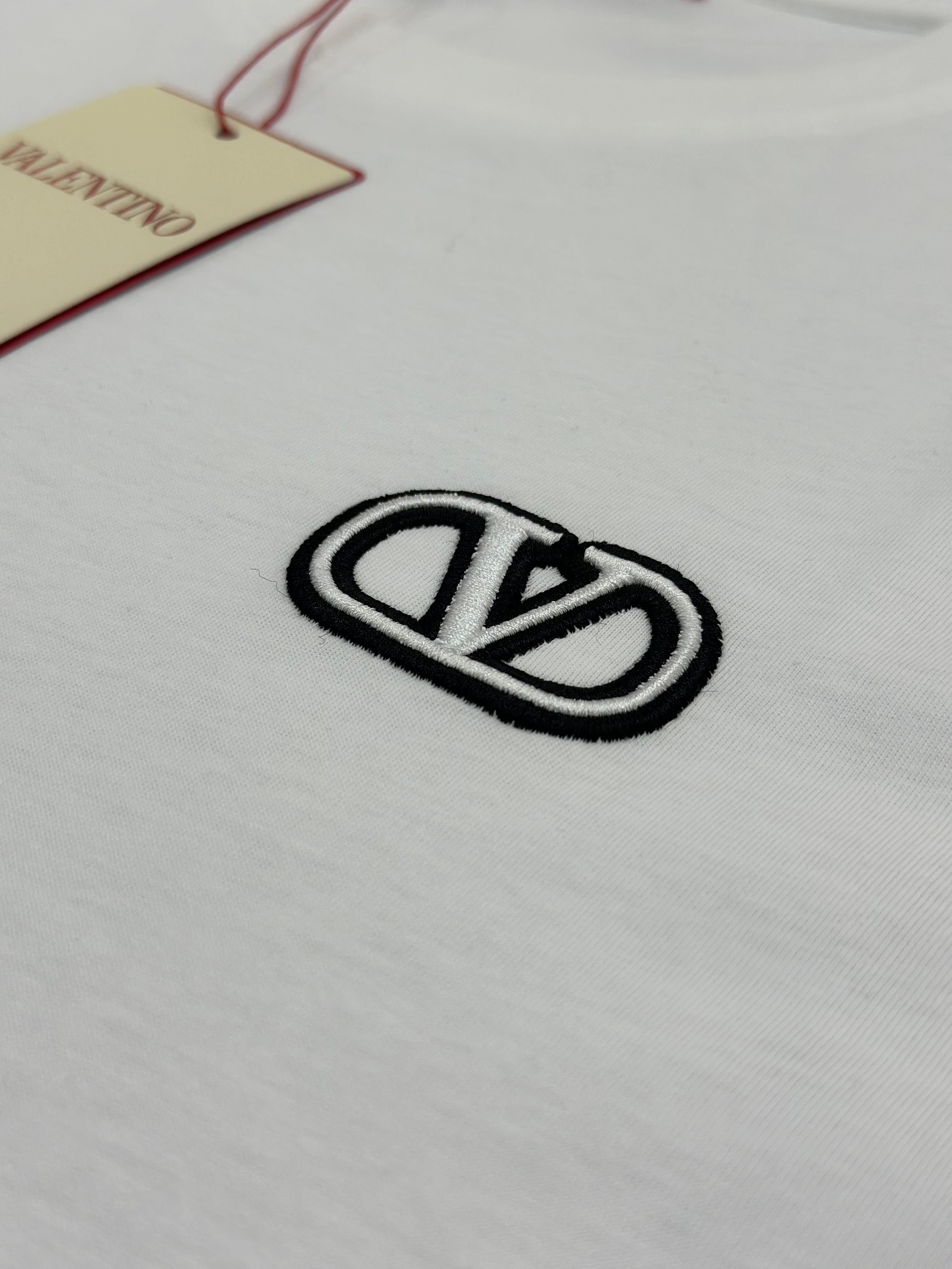 Valentino Nakış Logo Detaylı T-Shirt