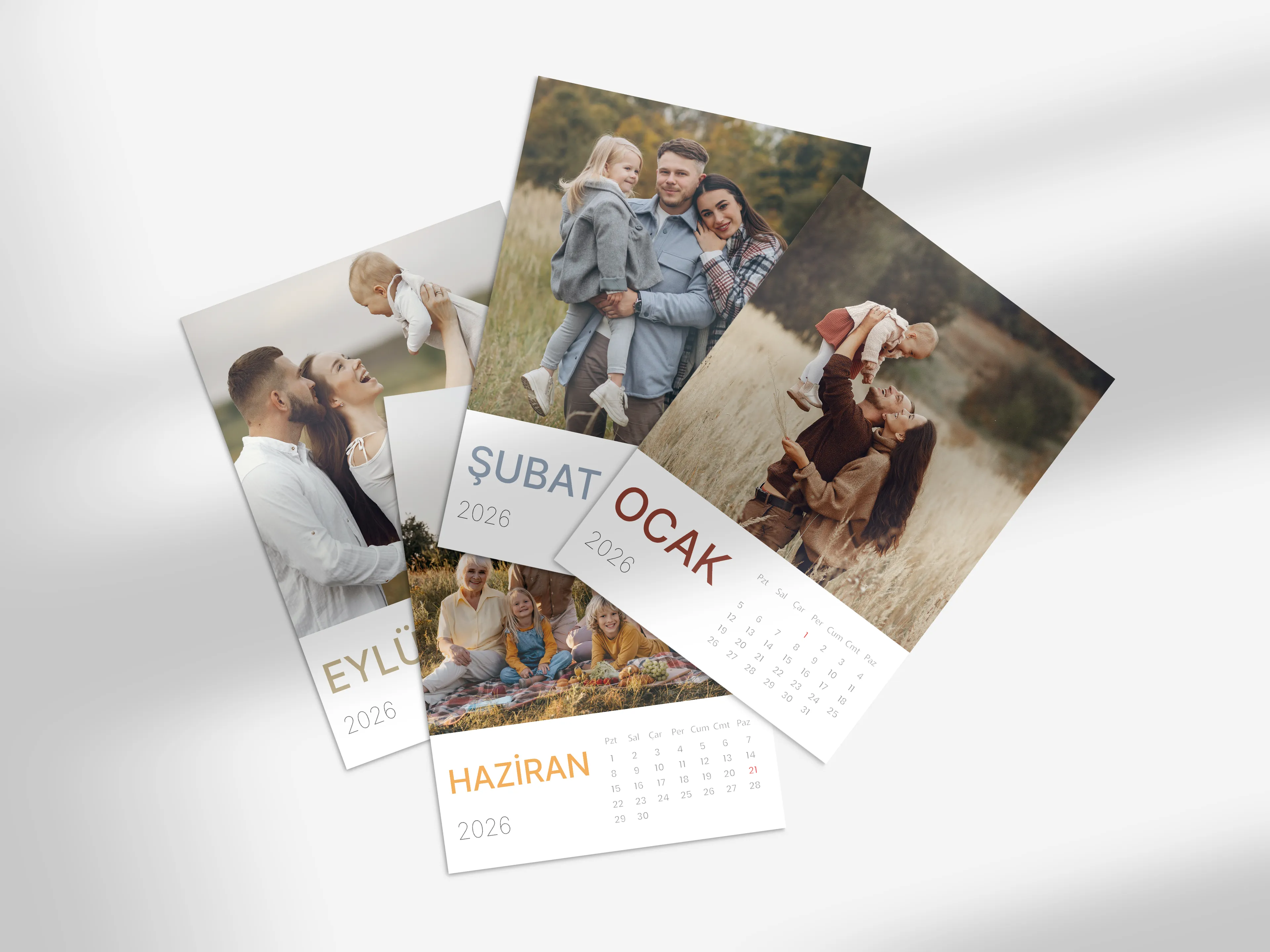 2026 Takvim (10x15 cm ) + Karton Stand - Kişiye Özel Dikey Takvim