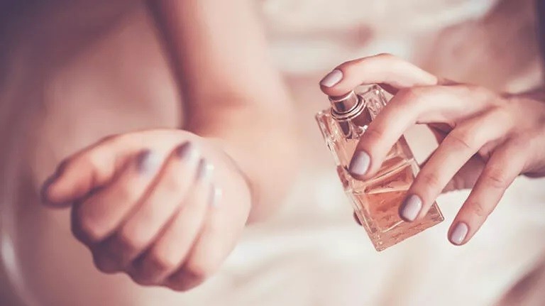 Parfümün Kalıcı Olması İçin Neler Yapılmalı?