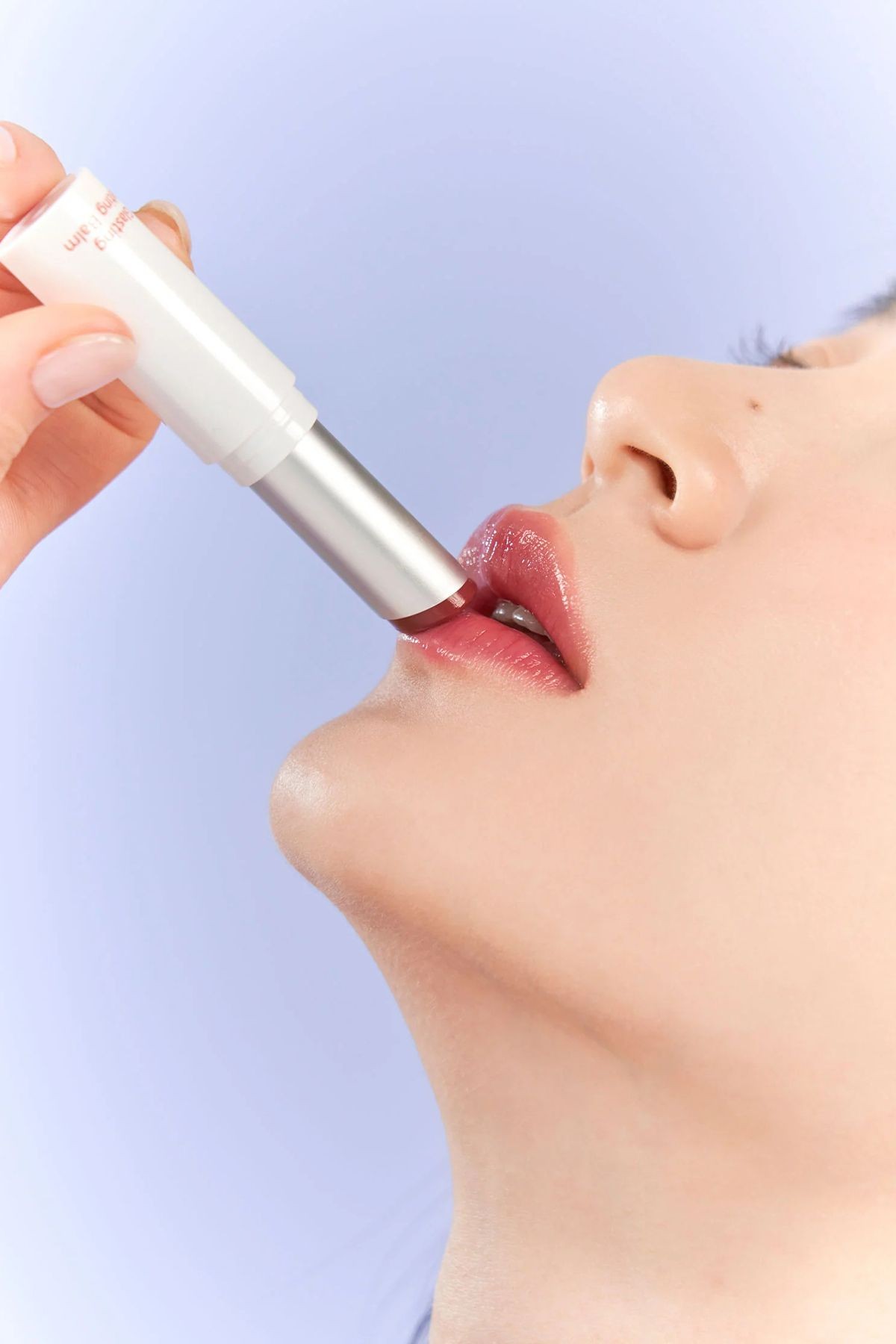 Glasting Melting Balm Parlak Görünümlü Renk Veren Dudak Balmı 06 Kaya Fig