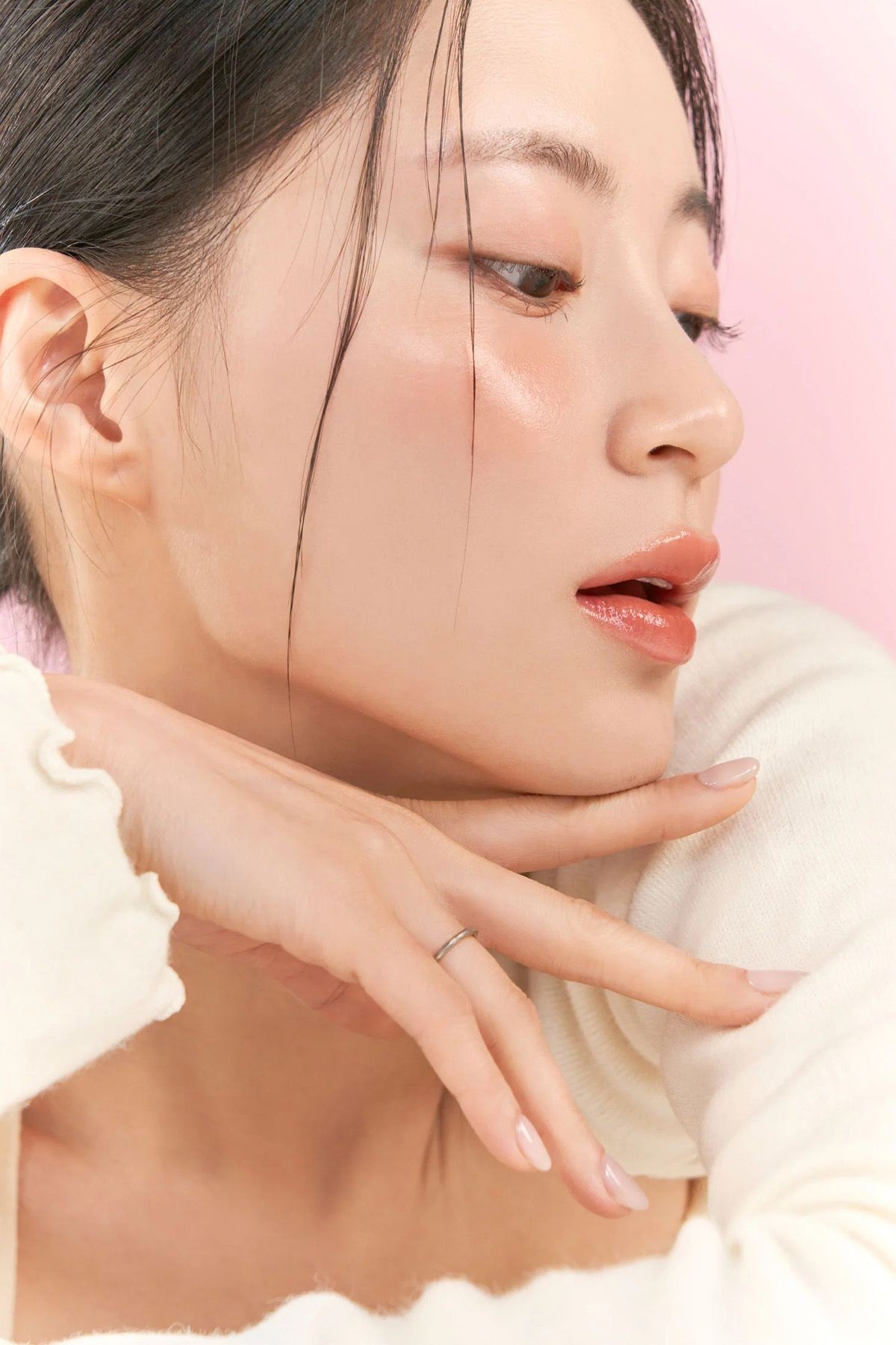Glasting Melting Balm Parlak Görünümlü Renk Veren Dudak Balmı 06 Kaya Fig
