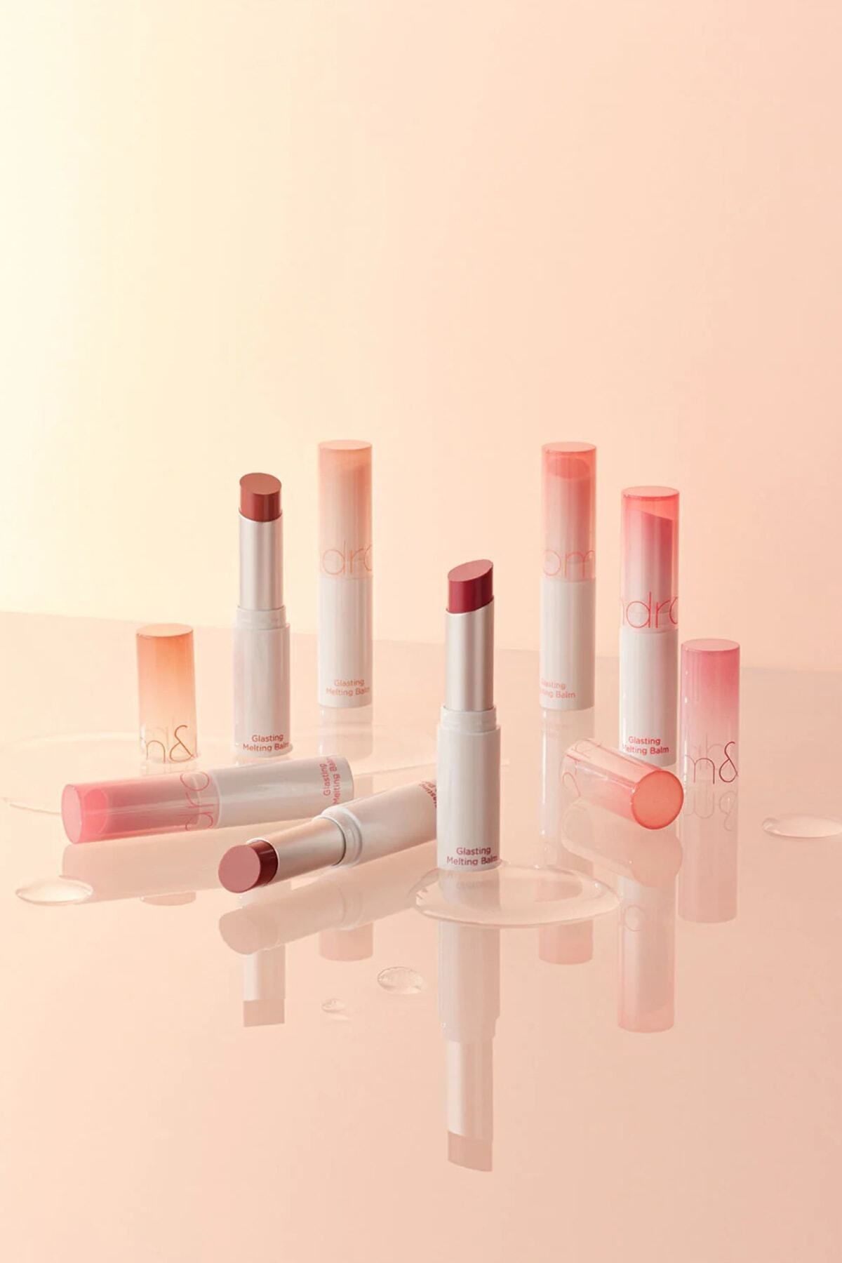 Glasting Melting Balm Parlak Görünümlü Renk Veren Dudak Balmı 06 Kaya Fig