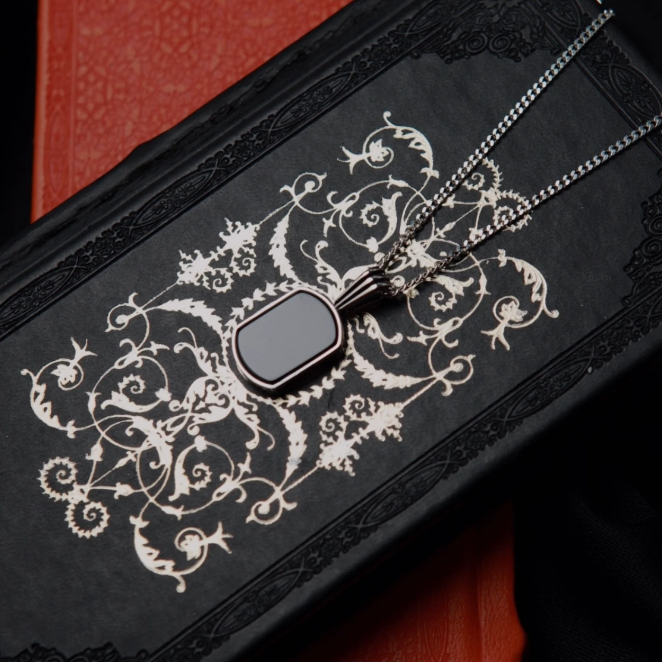 925 Ayar Gümüş -  Black Stone Kolye