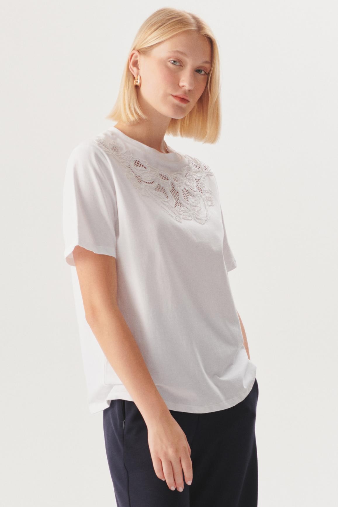 Oversized Embroidered Tee