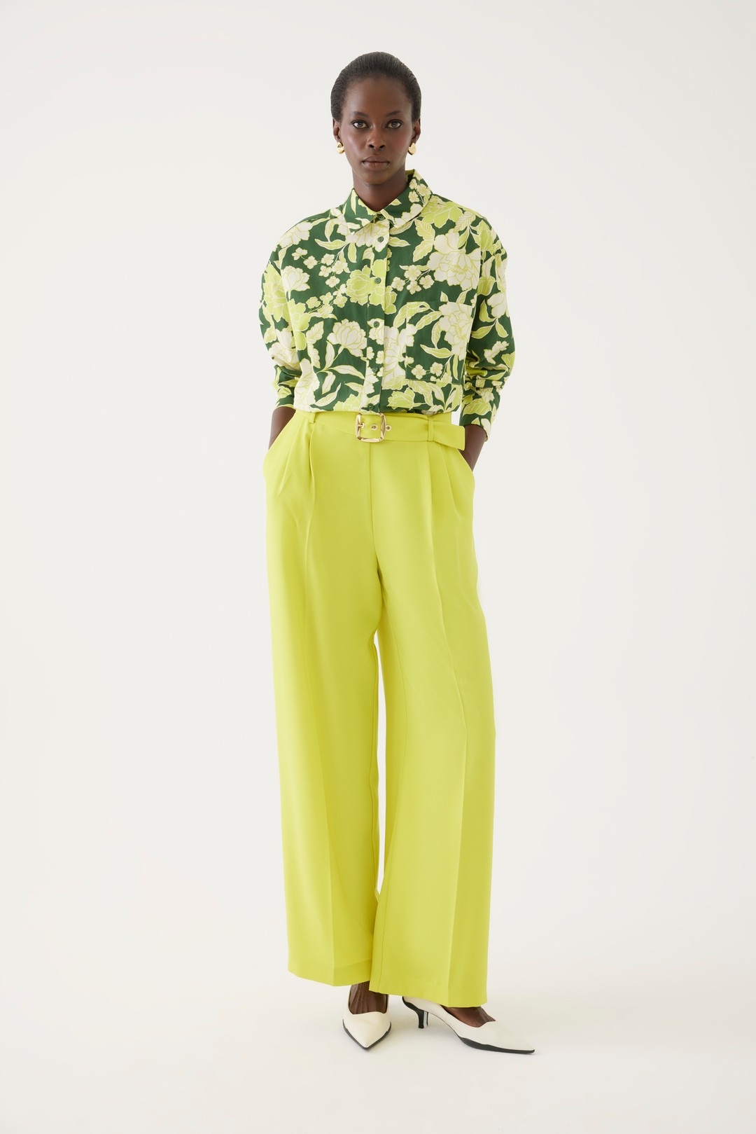 Classic Pants with Belt Detail 1