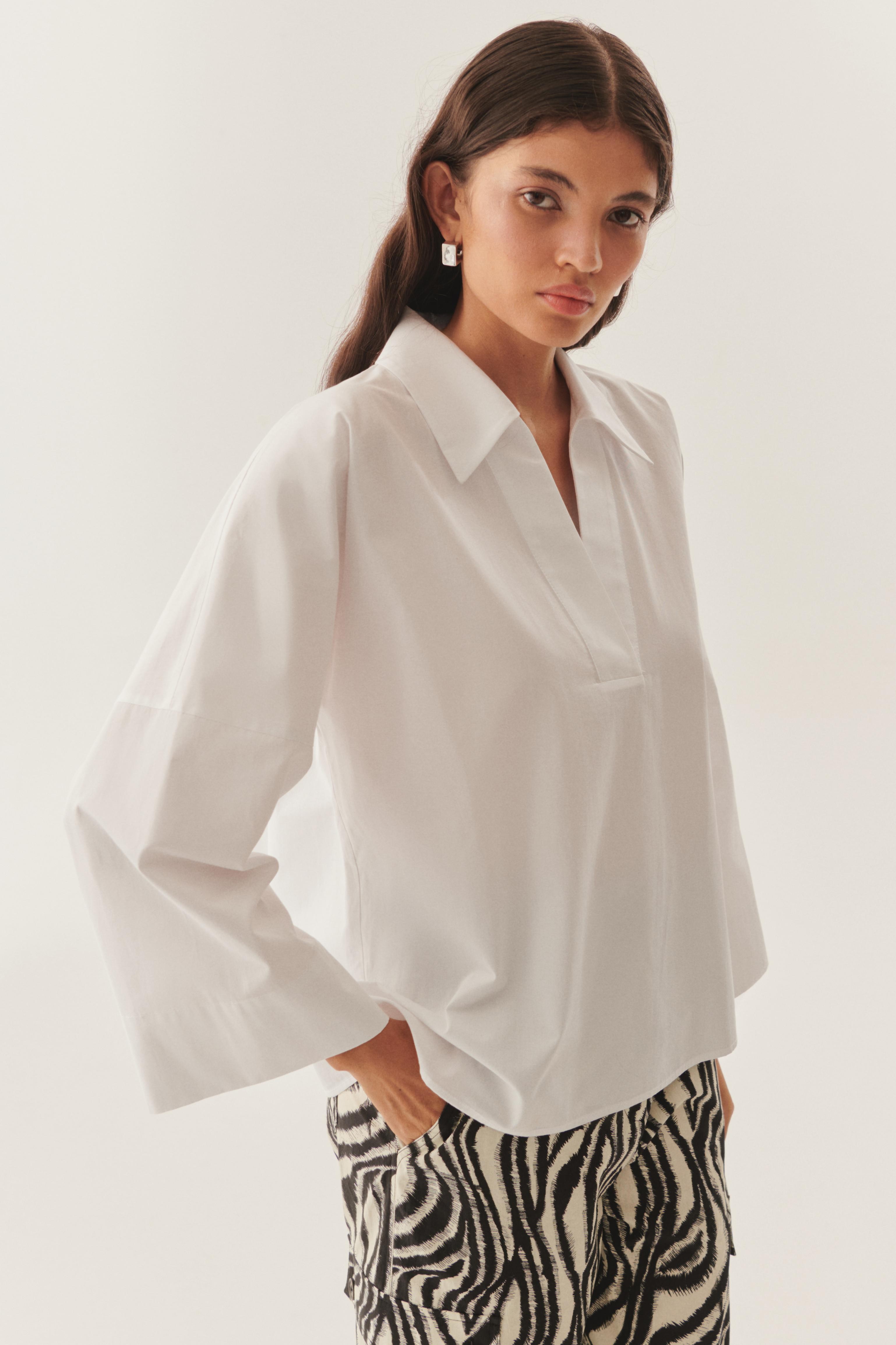 Collared Poplin V-Neck Blouse