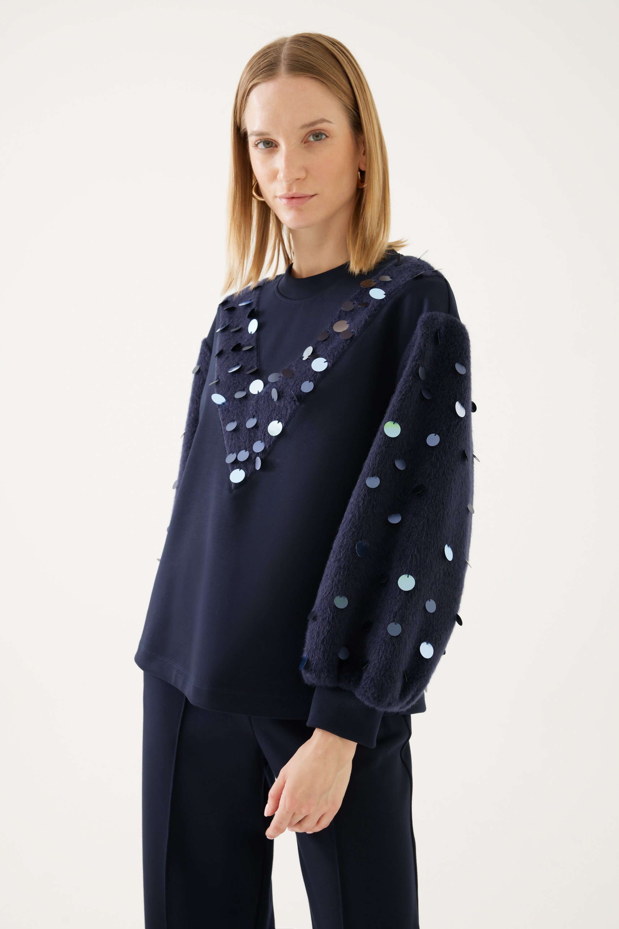 Sequin Embroidered Balloon Sleeve Knit Sweatshirt