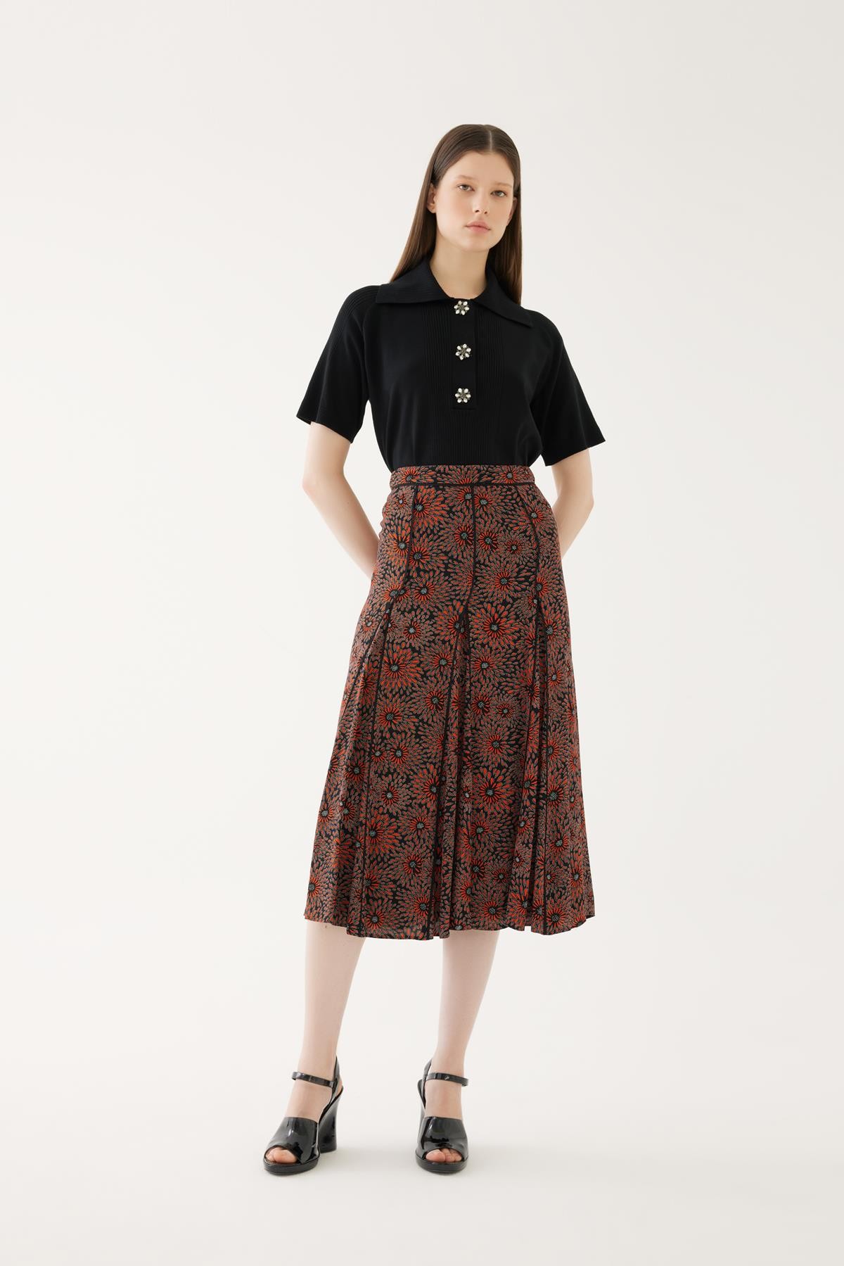 Floral Patterned Segmented Skirt