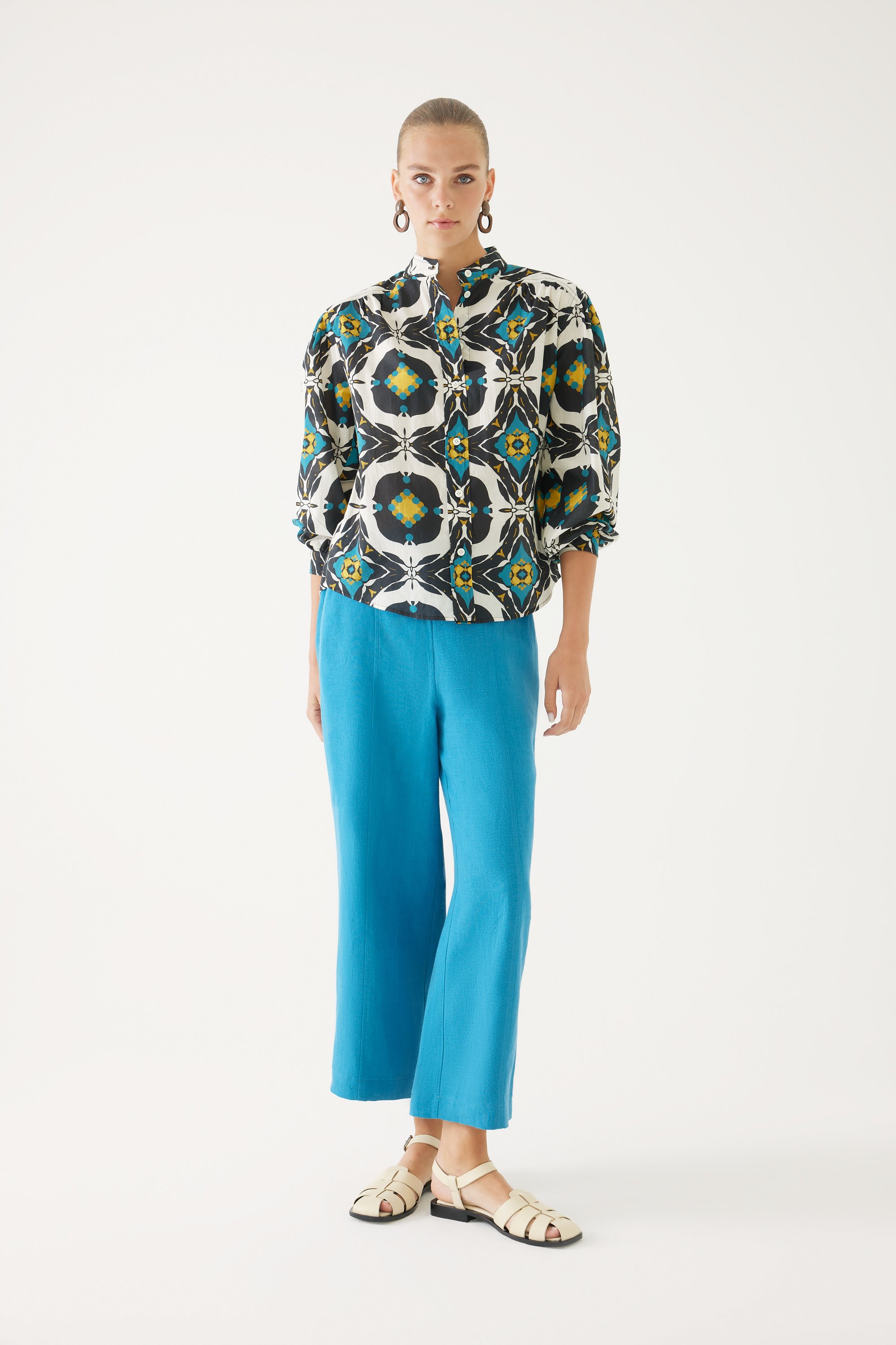 Abstract Patterned Mandarin Collar Shirt