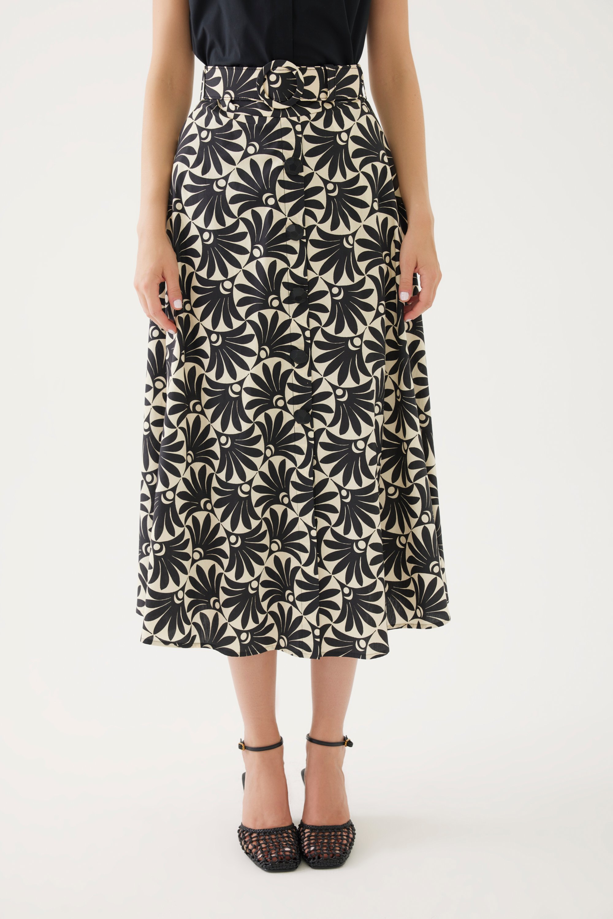 Flower Patterned and Cotton Skirt Model